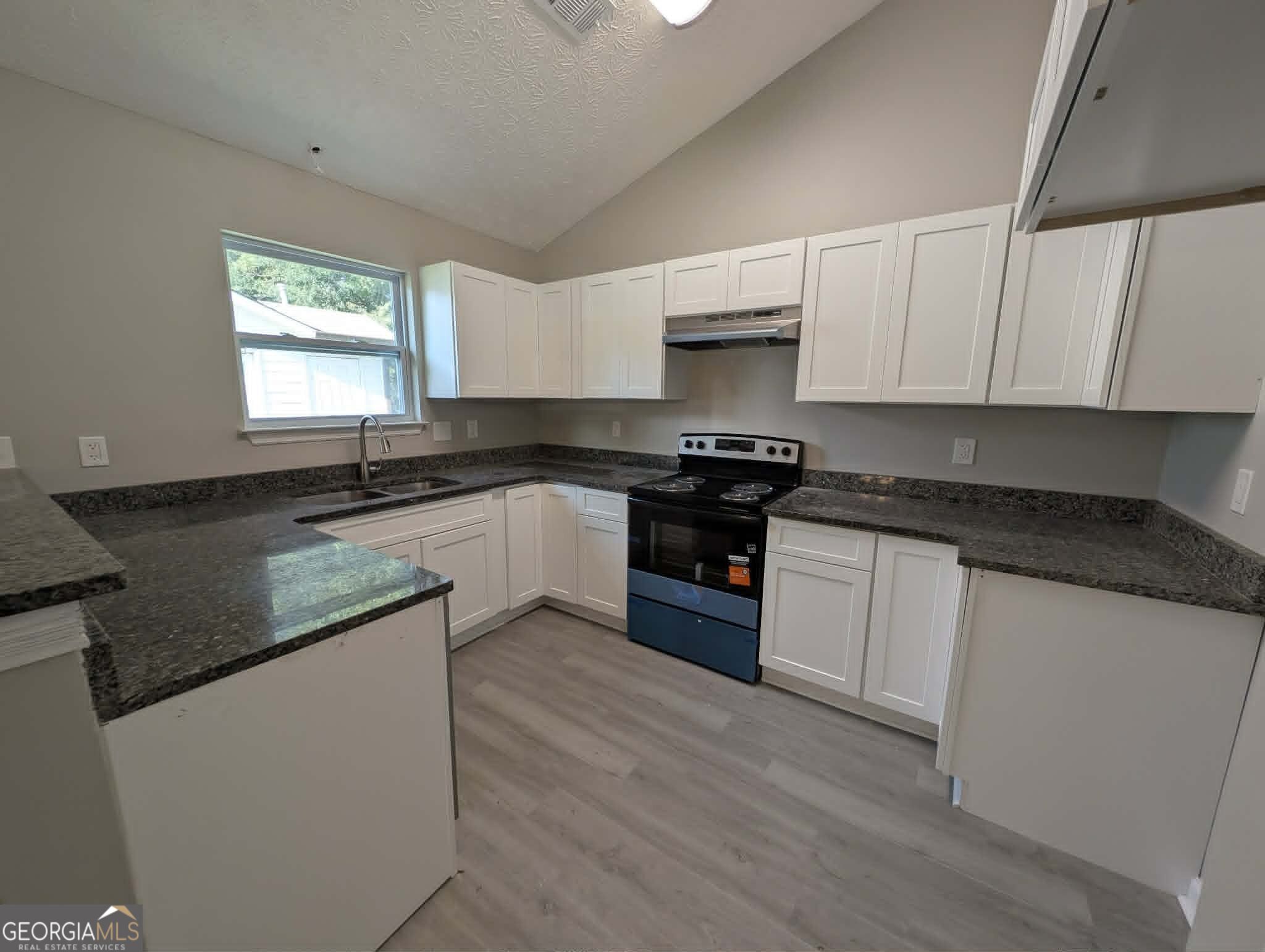 117 Wedgewood Walk Property Photo 6
