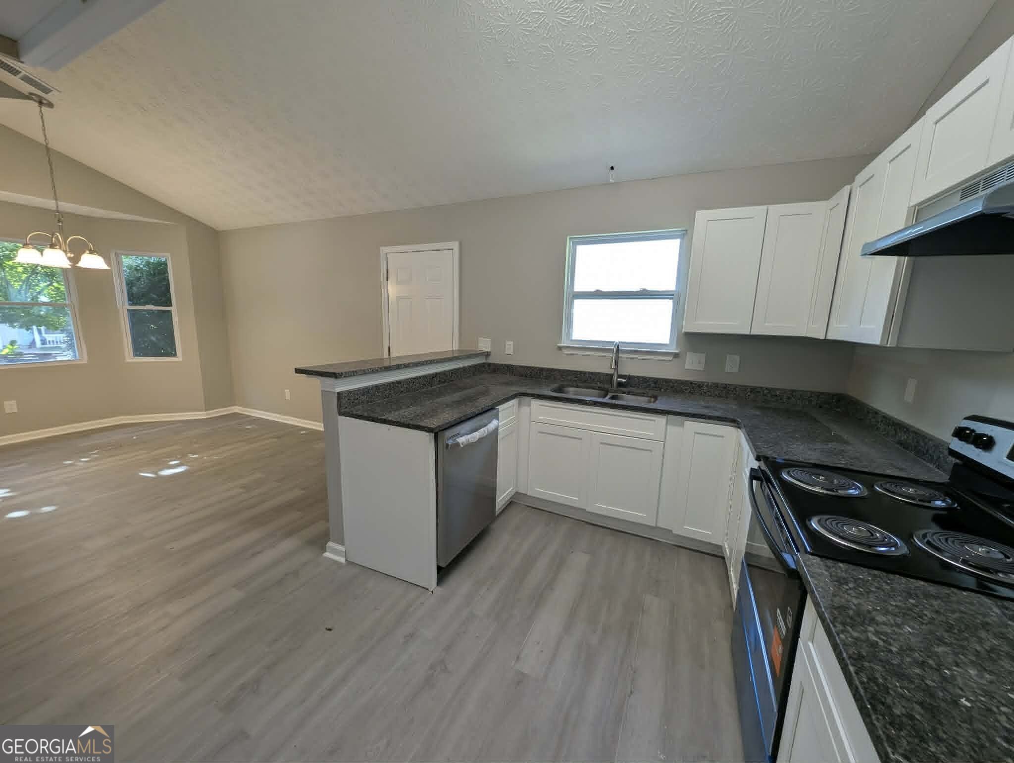 117 Wedgewood Walk Property Photo 8