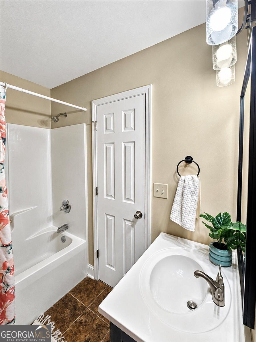 531 Starling Drive Property Photo 26
