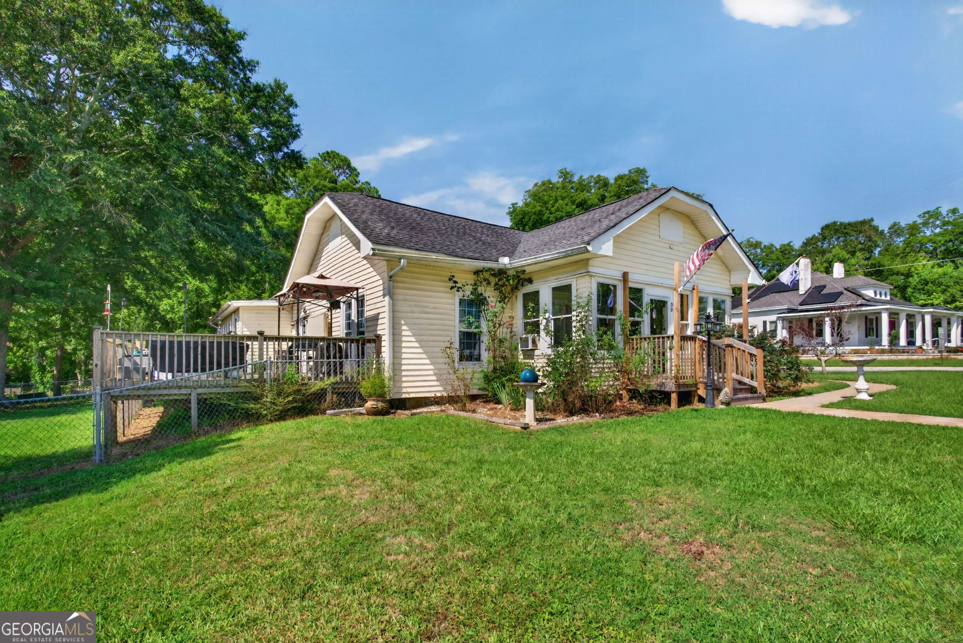 30 Tallapoosa Street Property Photo 1