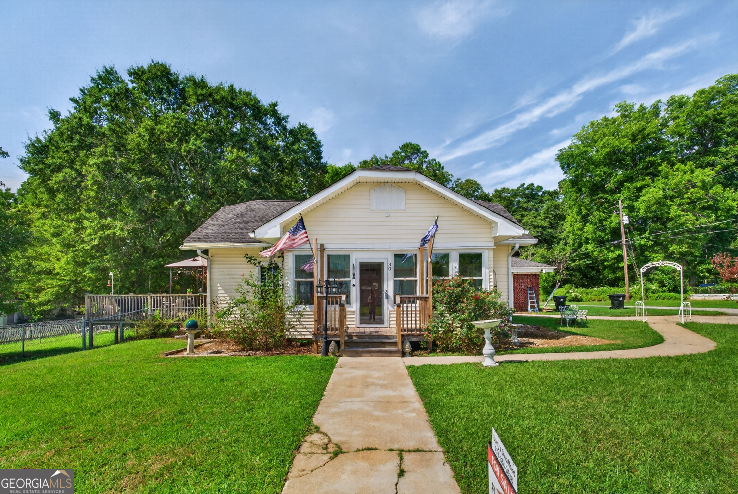30 Tallapoosa Street Property Photo 8