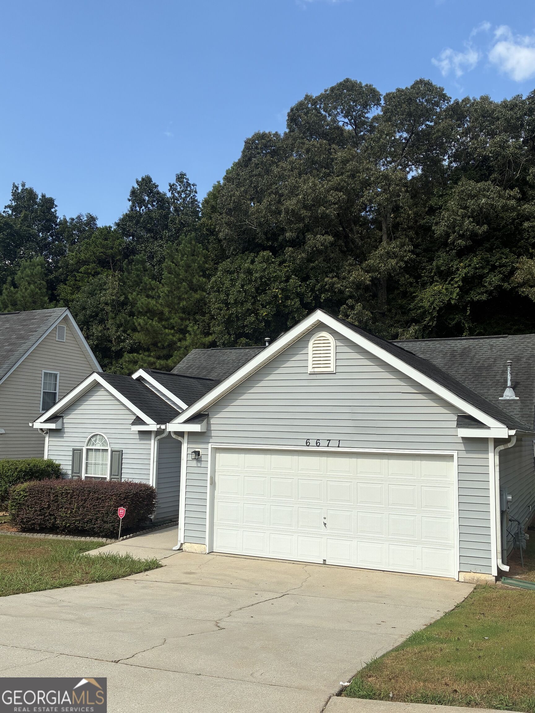 6671 Chesepeake Trail Property Photo 1