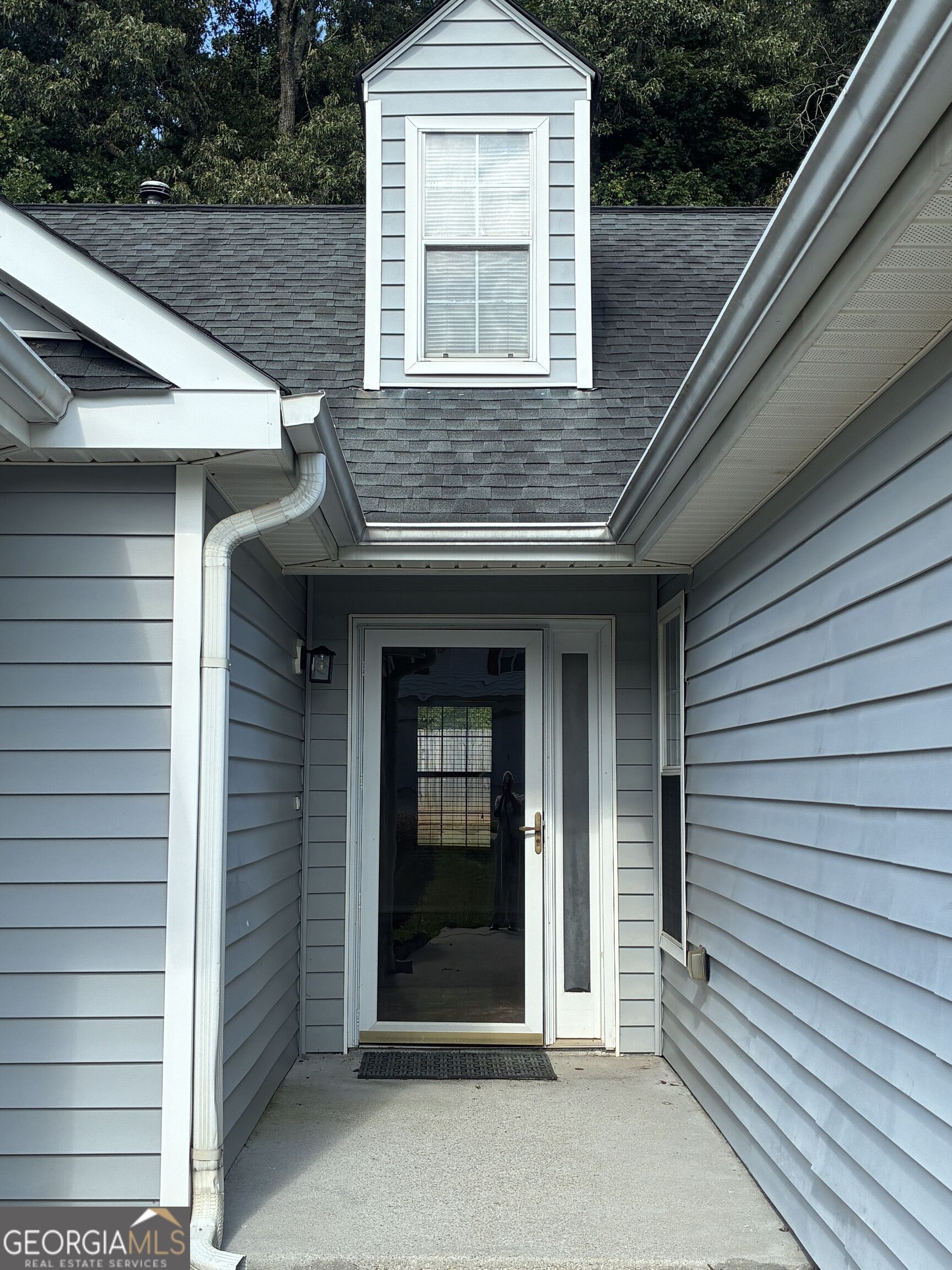 6671 Chesepeake Trail Property Photo 3