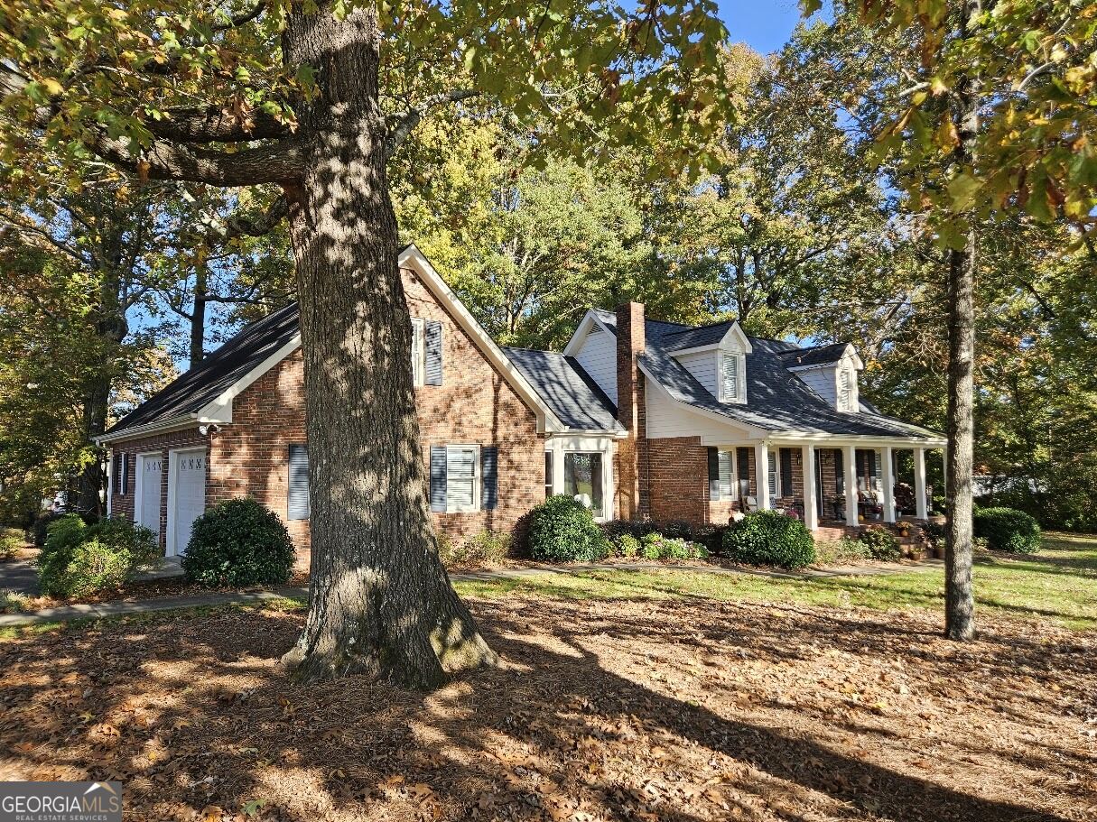 1234 Sunset Drive Se Property Photo 2