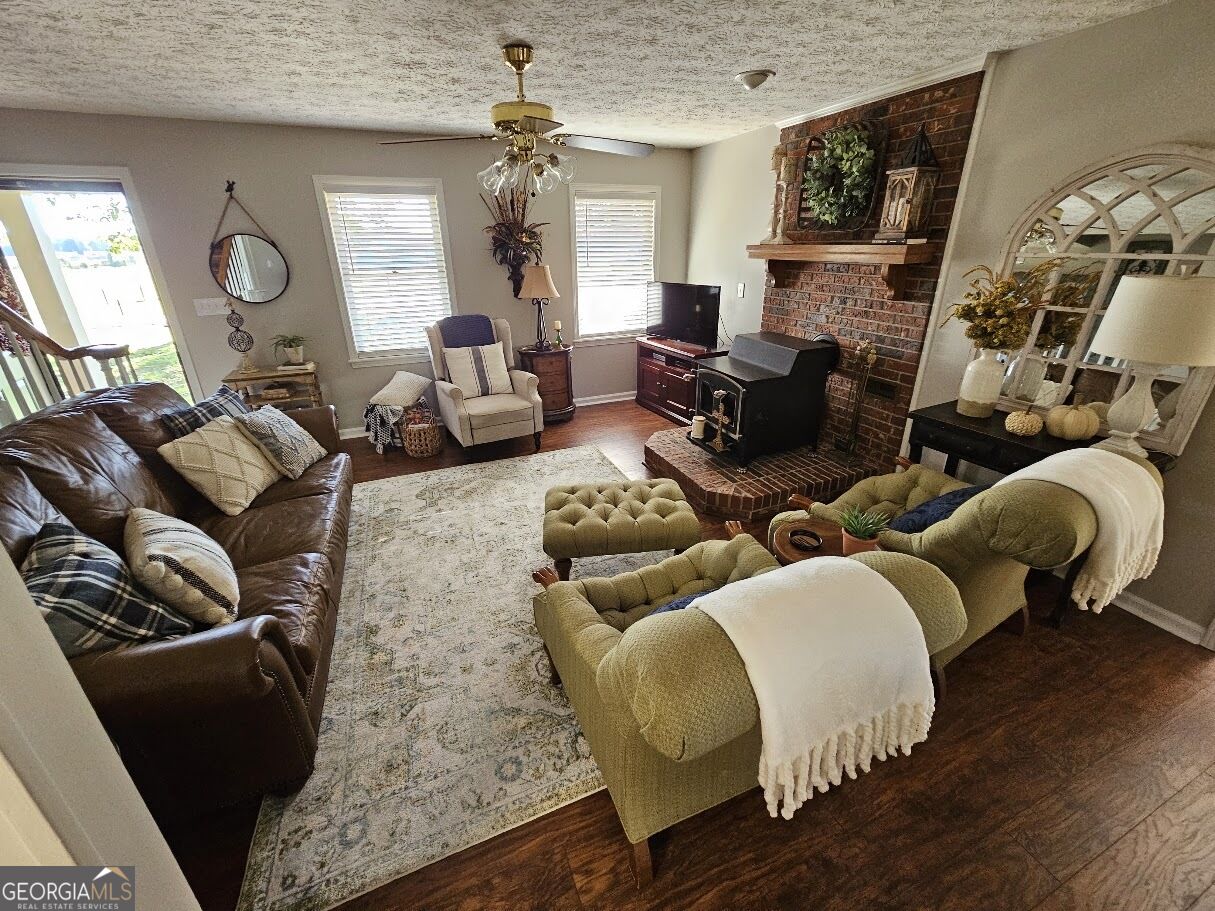 1234 Sunset Drive Se Property Photo 4