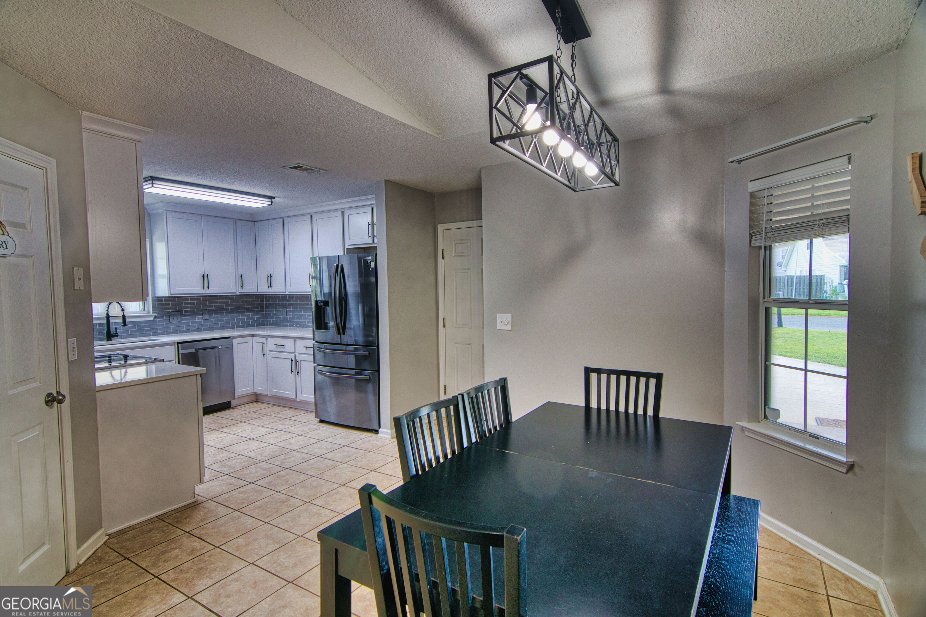 202 Windemere Drive Property Photo 11