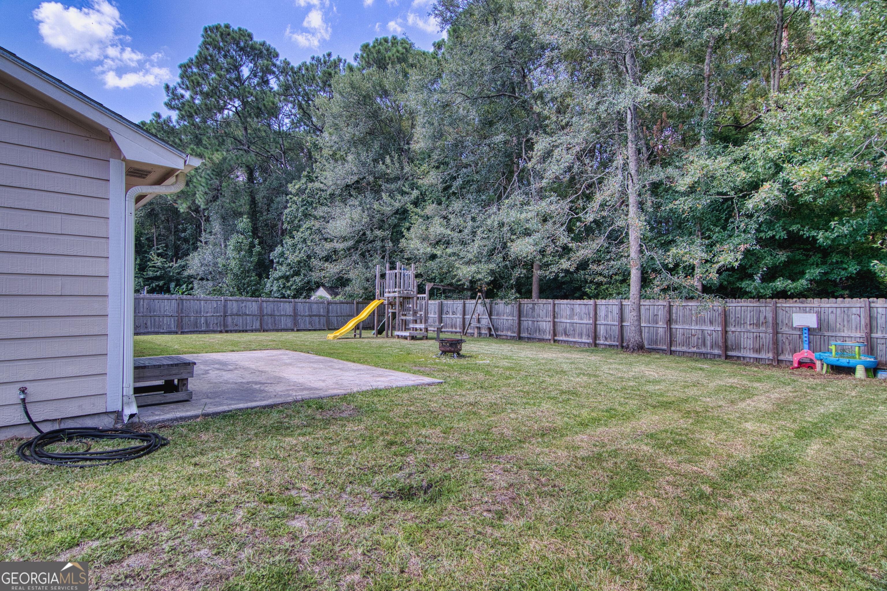 202 Windemere Drive Property Photo 32