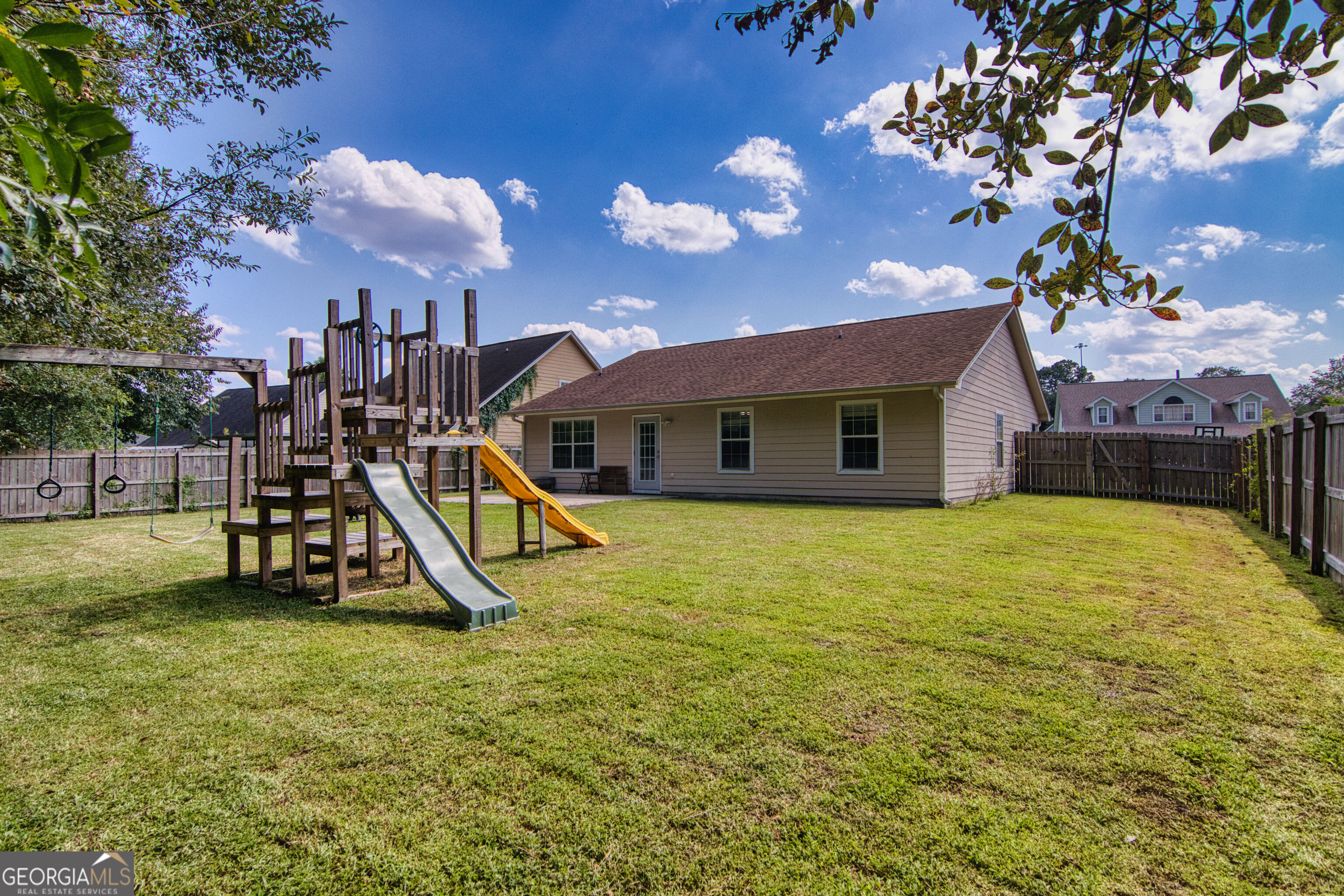 202 Windemere Drive Property Photo 35