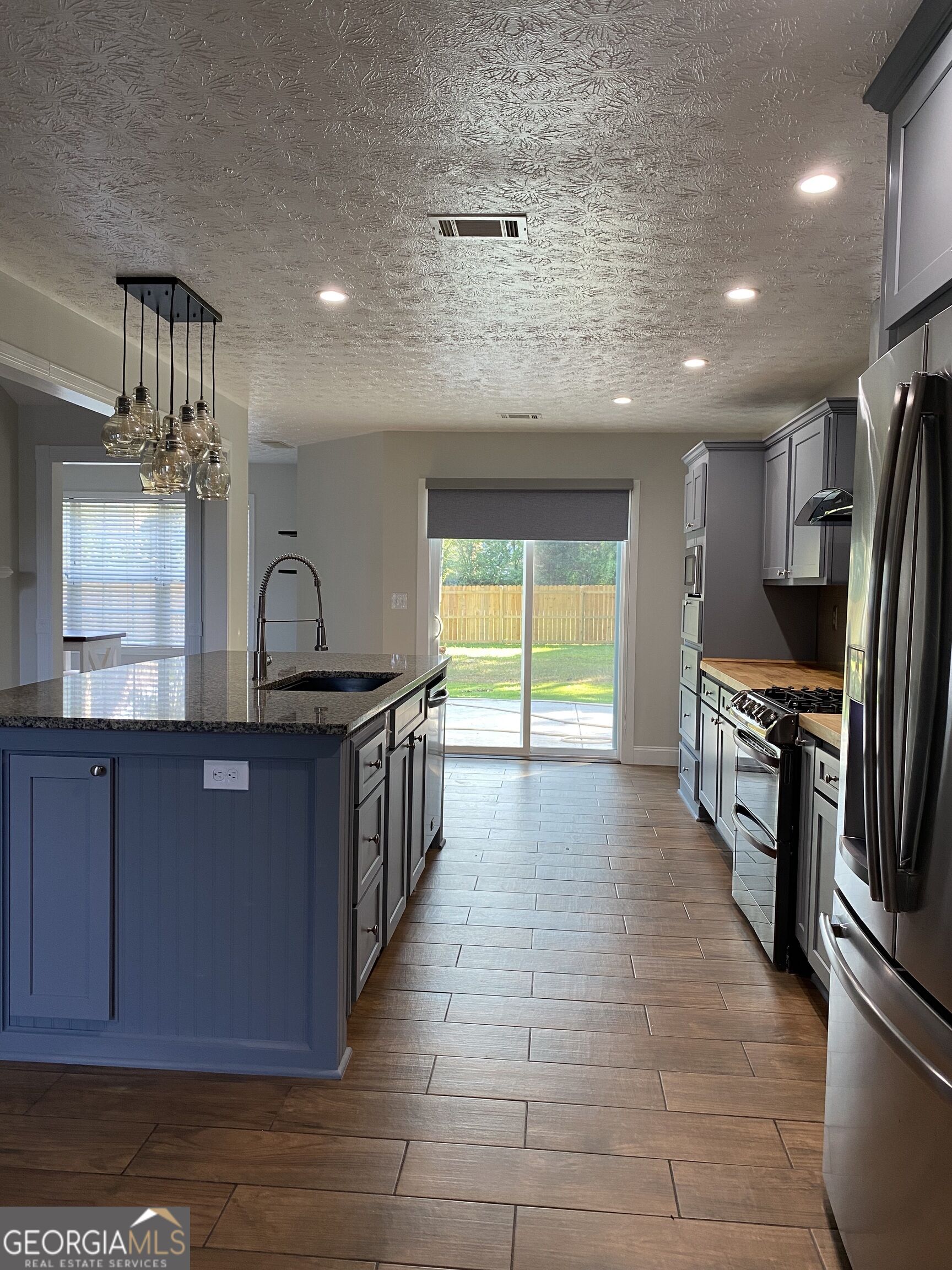 900 Harbins View Drive Property Photo 13