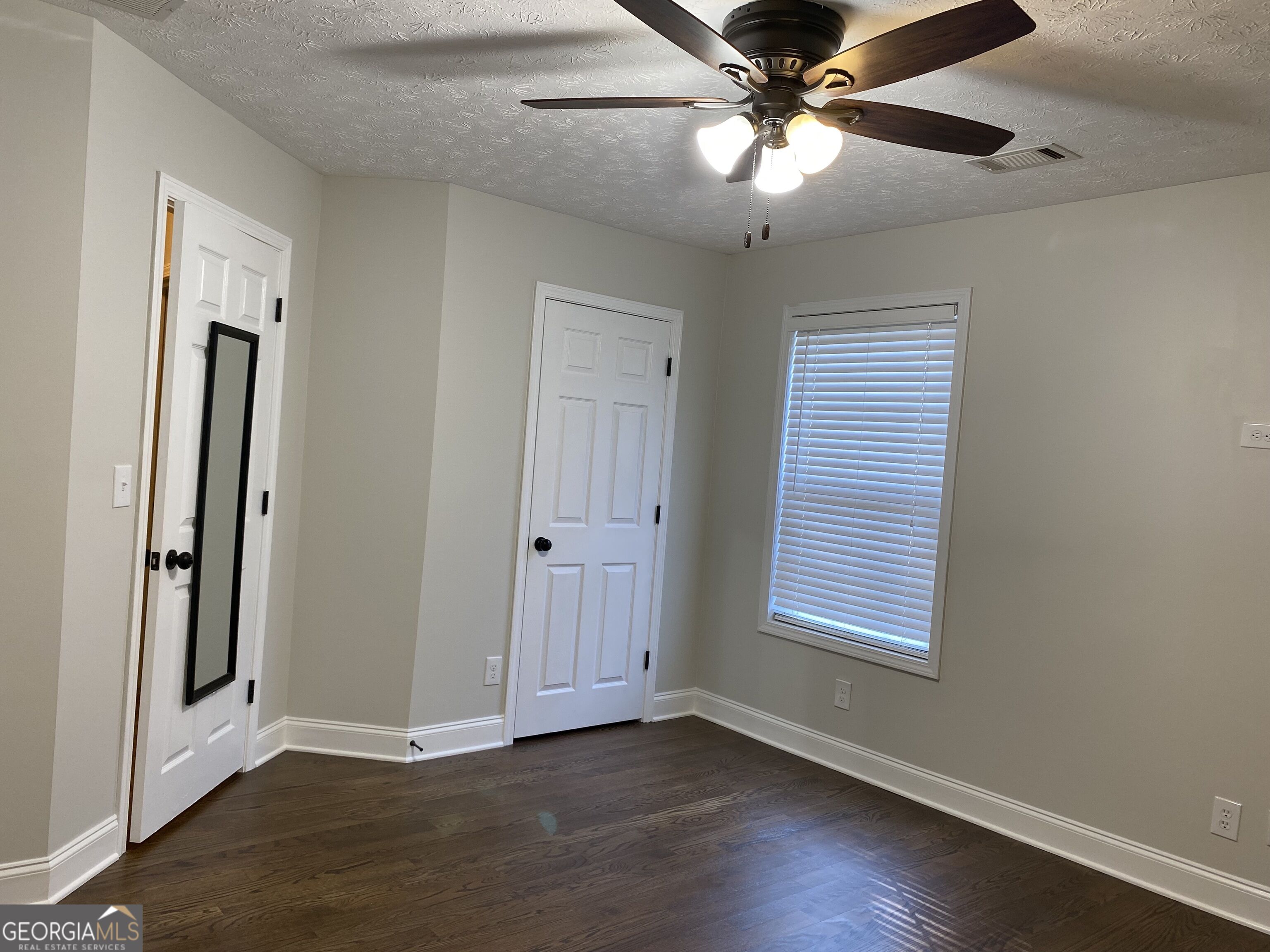 900 Harbins View Drive Property Photo 21
