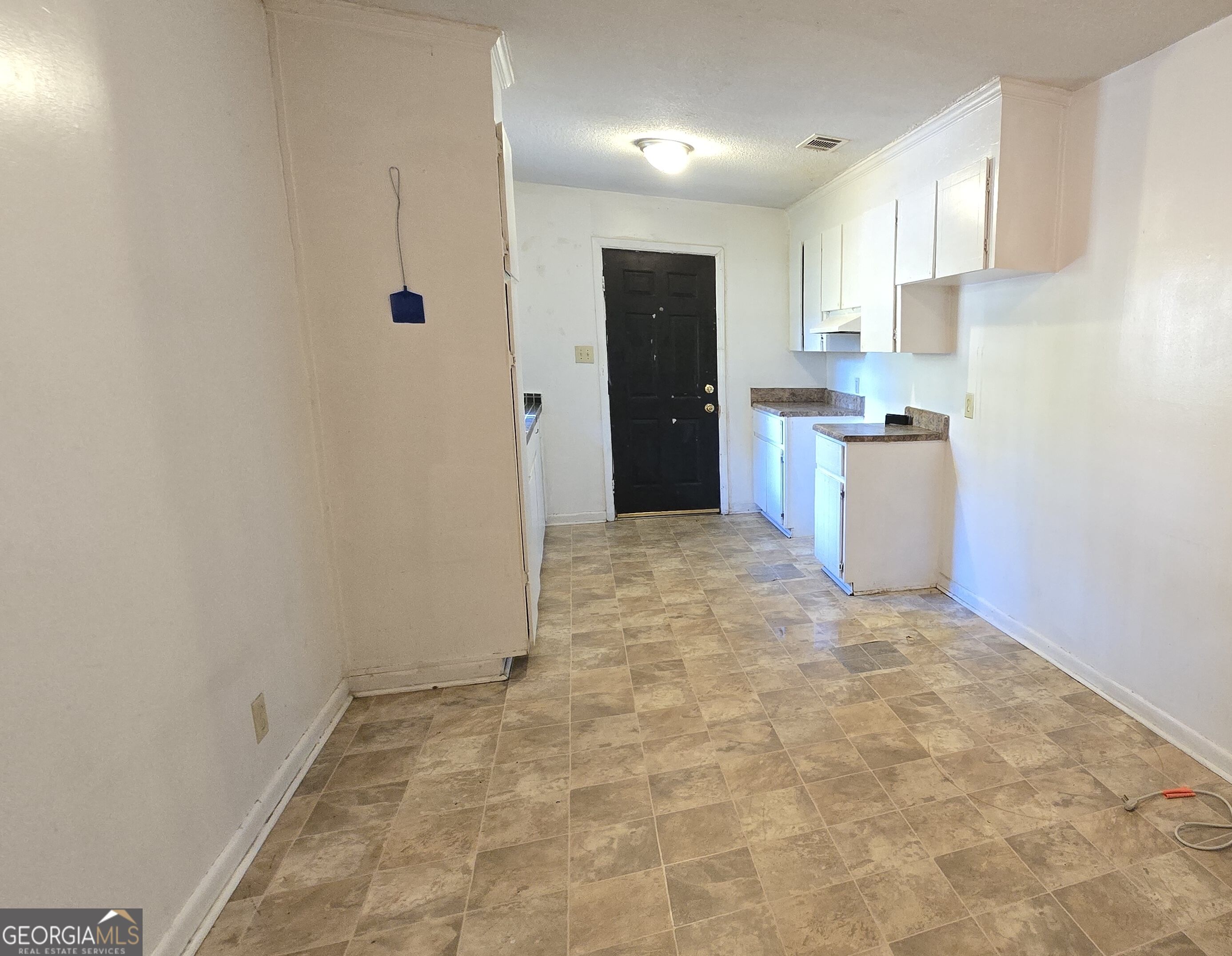 2049 Manson Road Property Photo 4