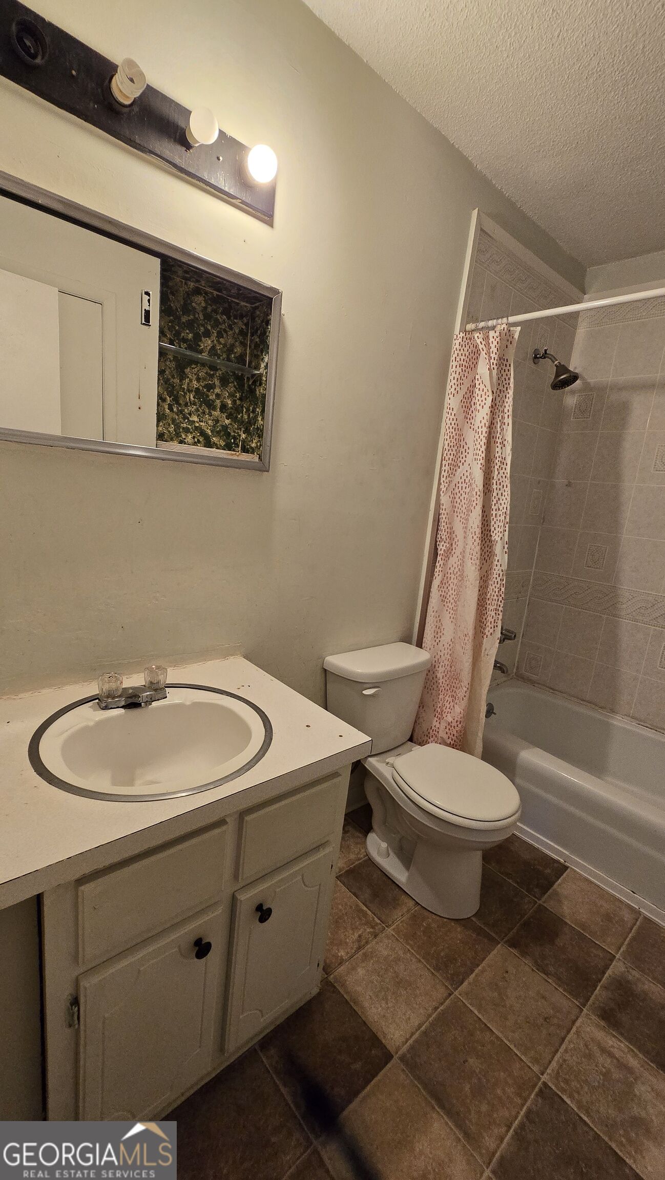 2049 Manson Road Property Photo 13