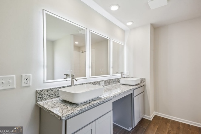 447 River Walk Farm Parkway Property Photo 15