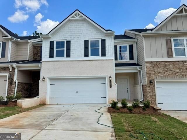 1227 Park Center Circle Property Photo 1