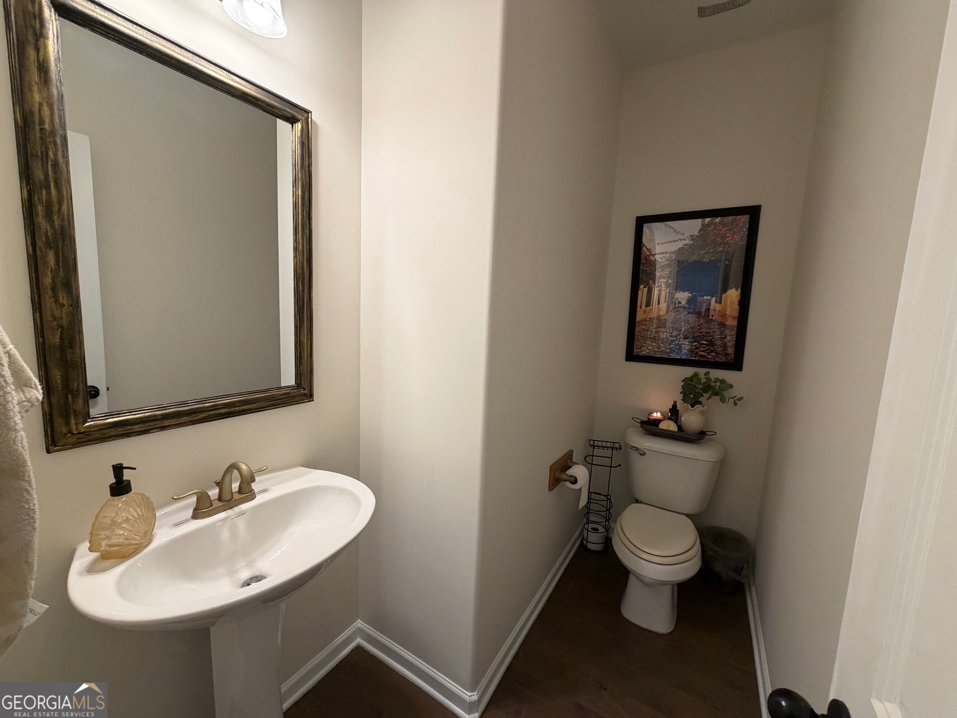90 Ashton Place Property Photo 14