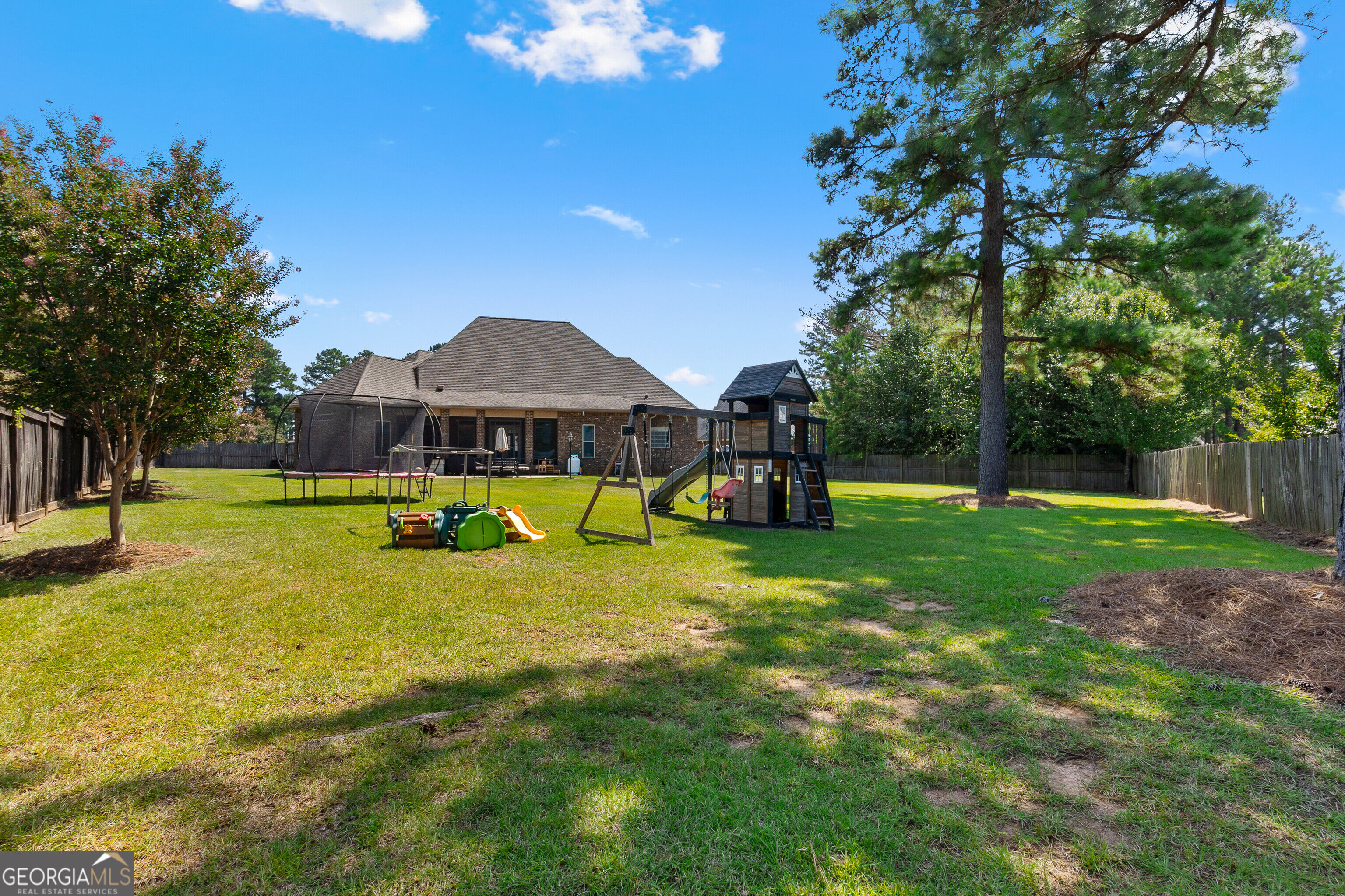 309 Bridgehampton Way Property Photo 64
