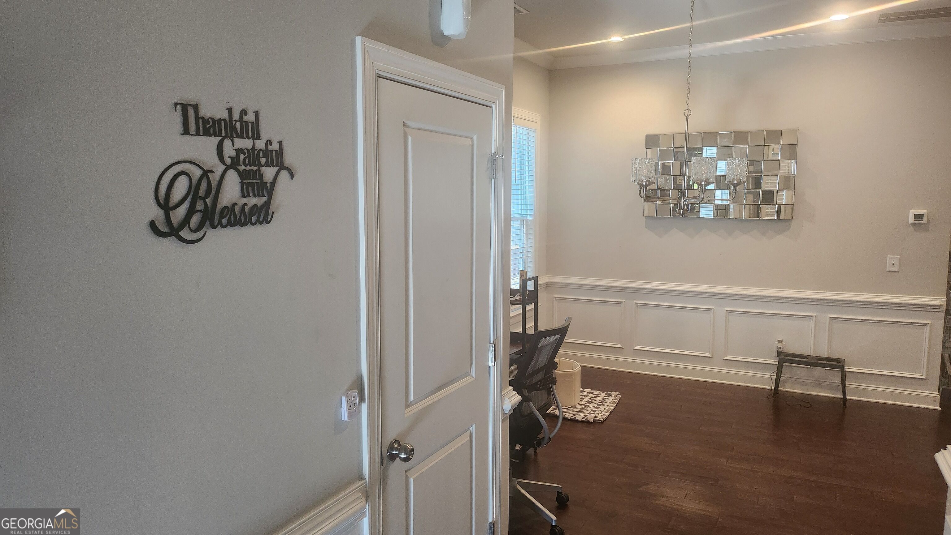 561 Onyx Landing Property Photo 6
