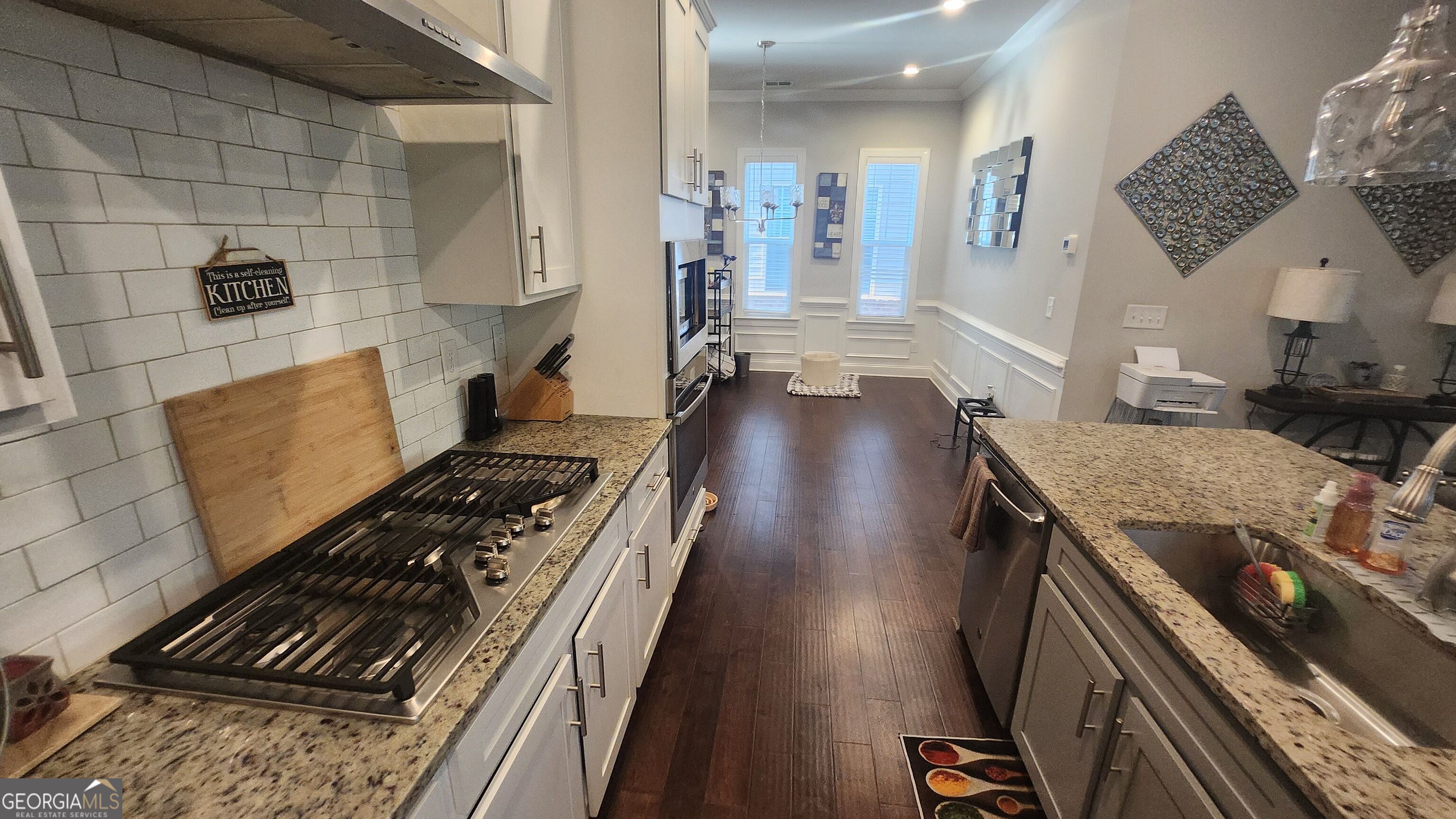 561 Onyx Landing Property Photo 12