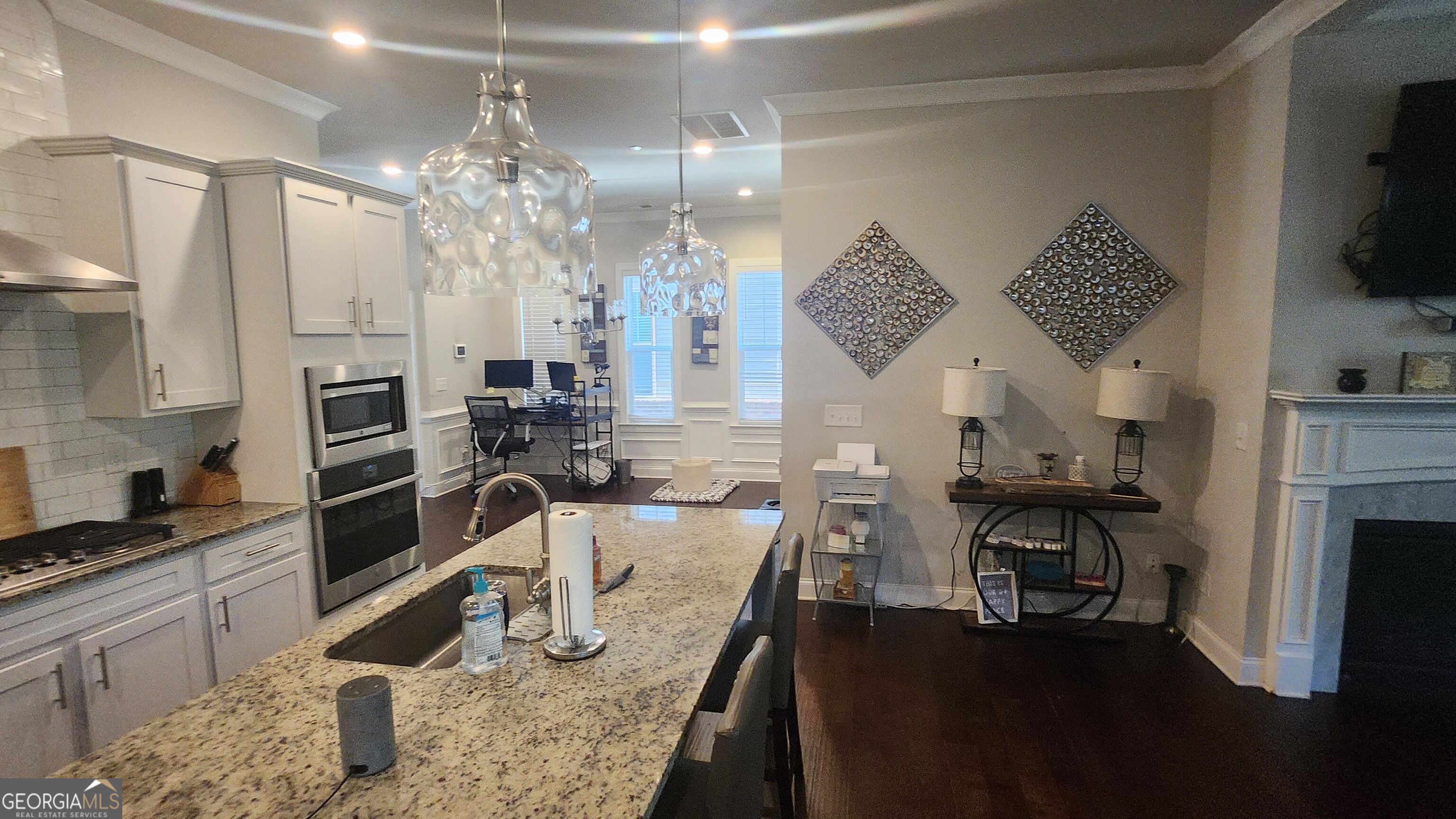 561 Onyx Landing Property Photo 13