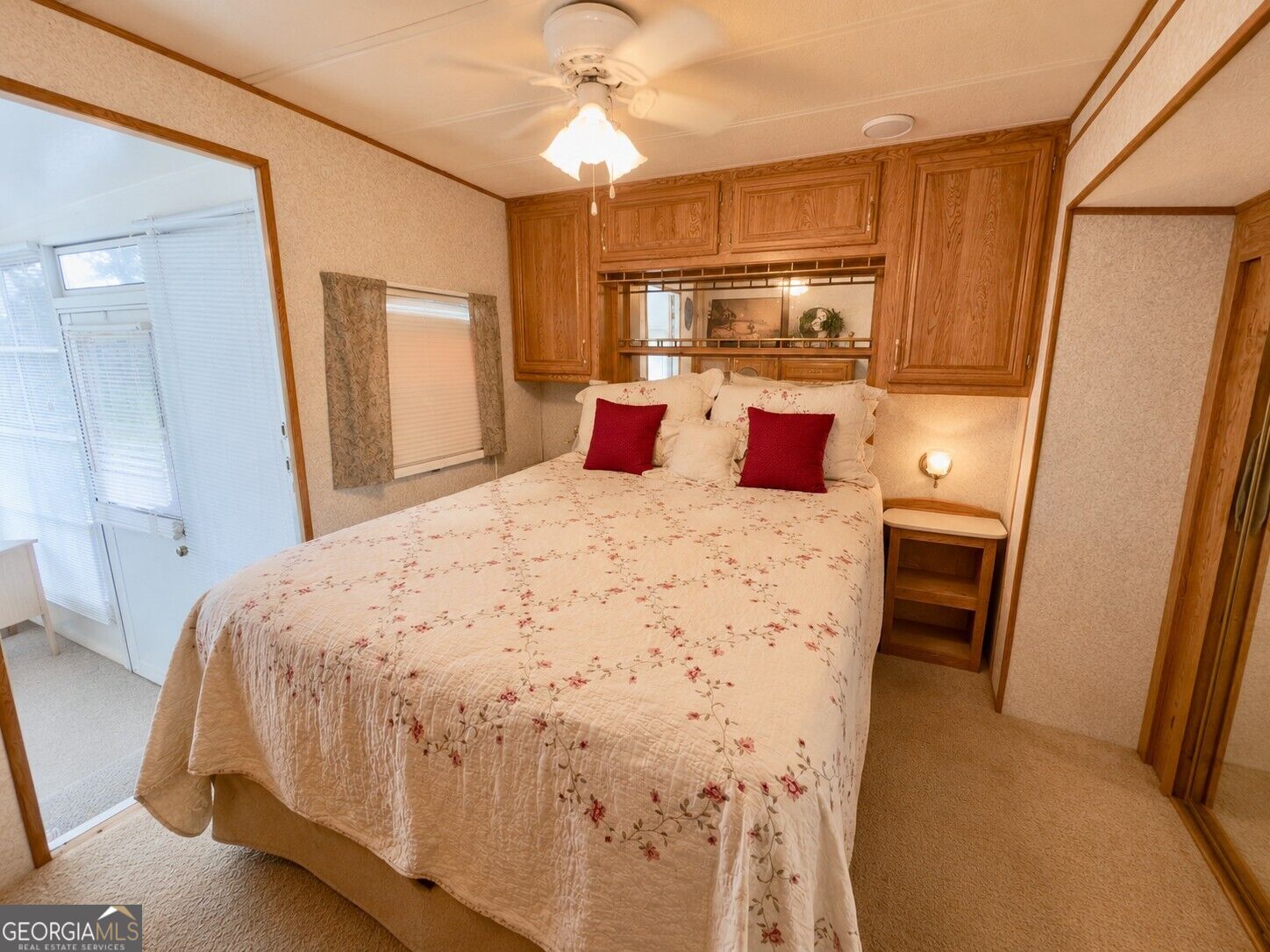 110 Admiral Drive Property Photo 6