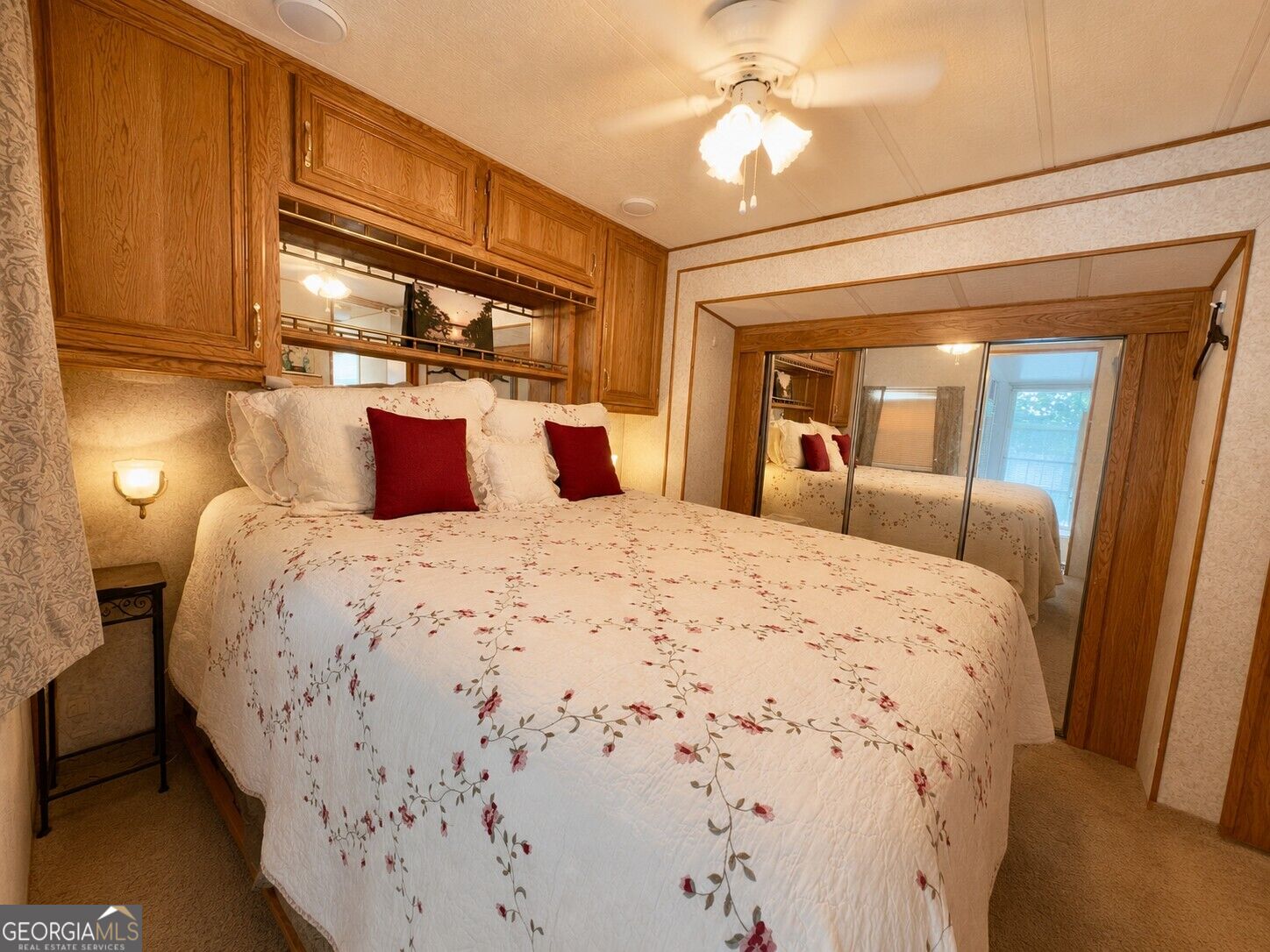 110 Admiral Drive Property Photo 7