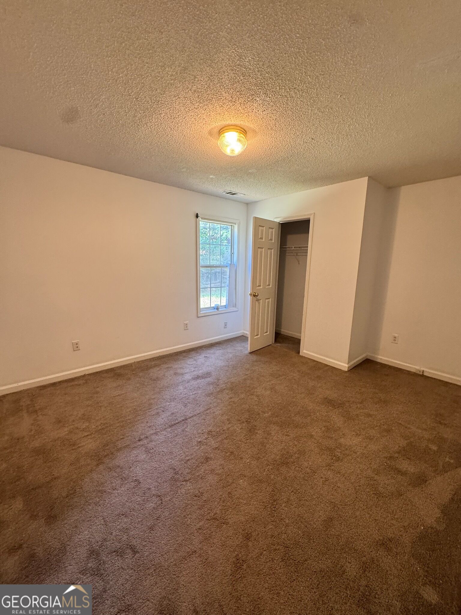 6922 Red Bone Way Property Photo 2