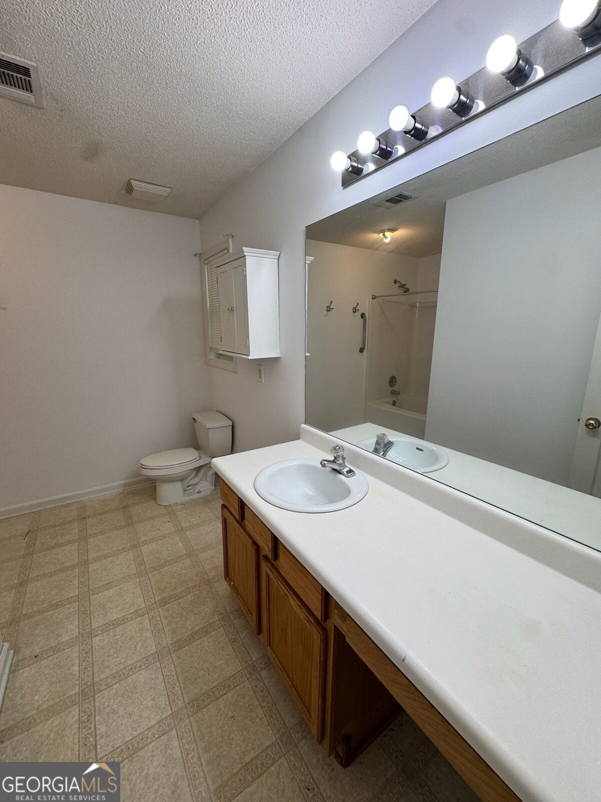 6922 Red Bone Way Property Photo 5
