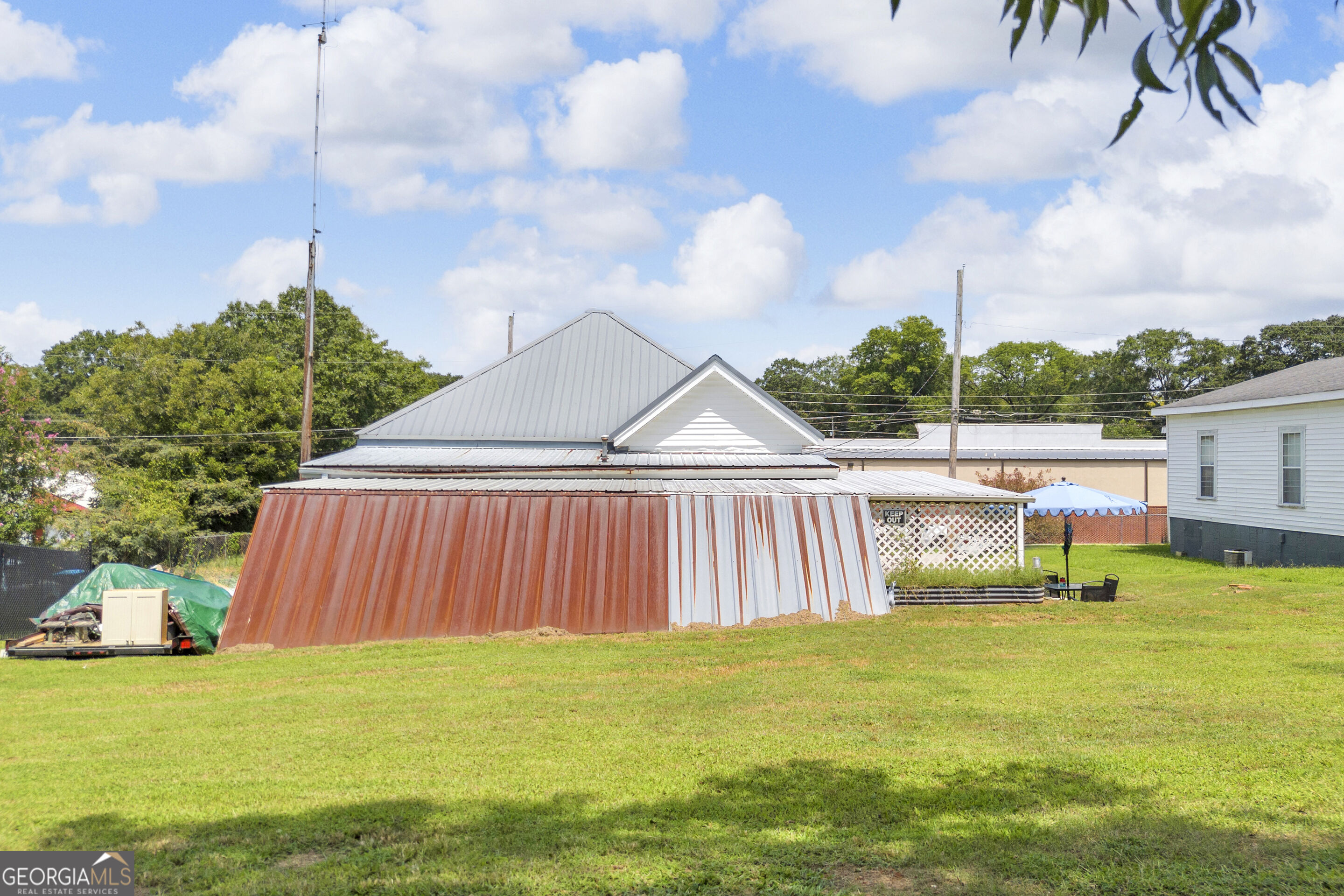 145 Peach Street Property Photo 7