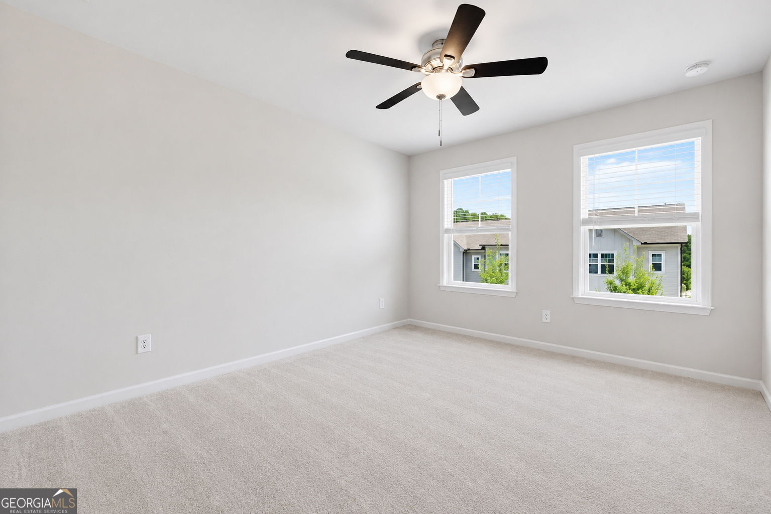 1637 Venture Point Way Property Photo 25