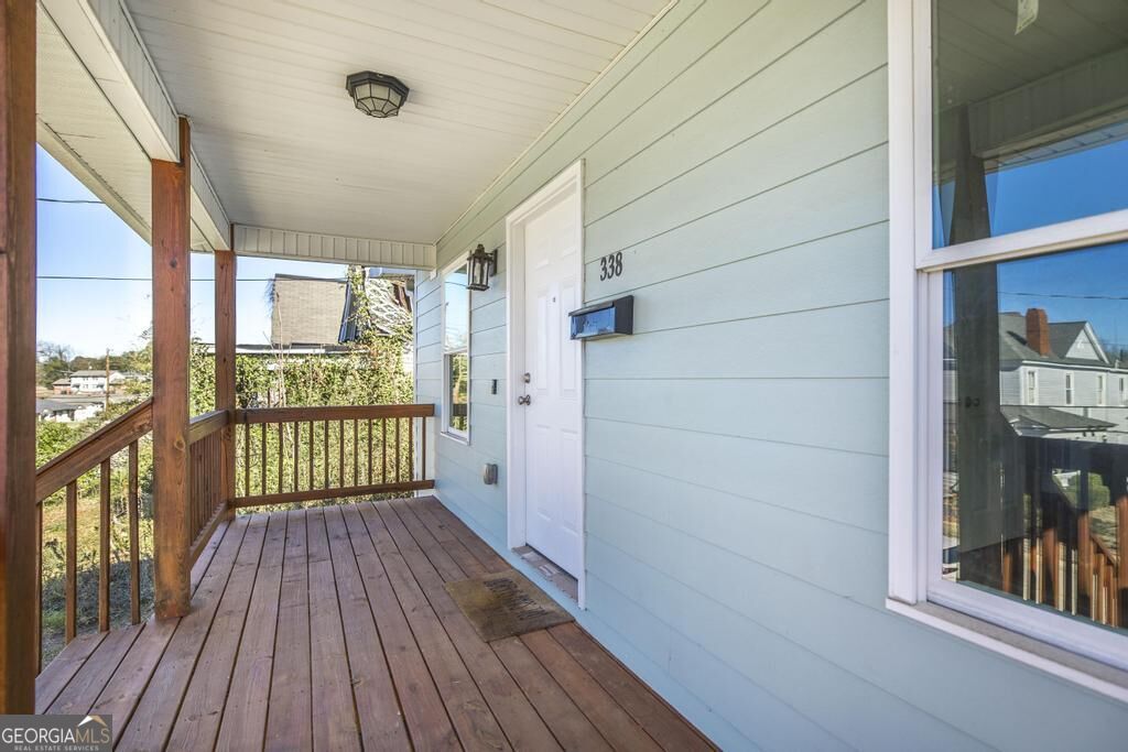 338 Monroe Street Property Photo 5