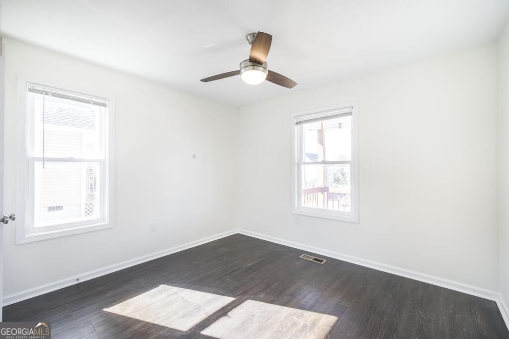 338 Monroe Street Property Photo 17