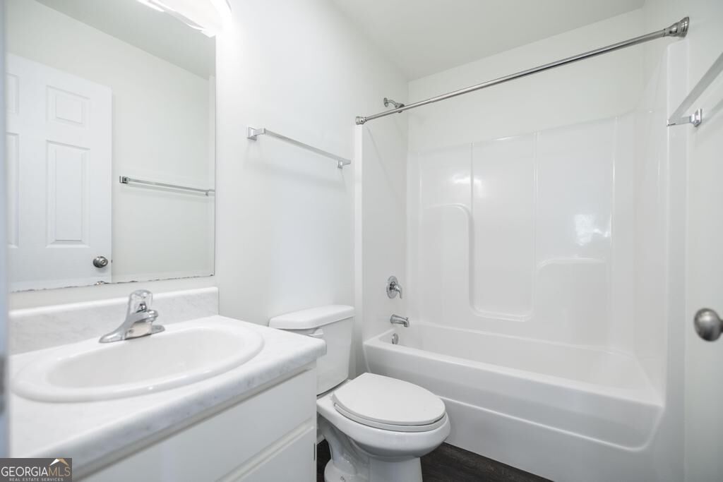 338 Monroe Street Property Photo 19