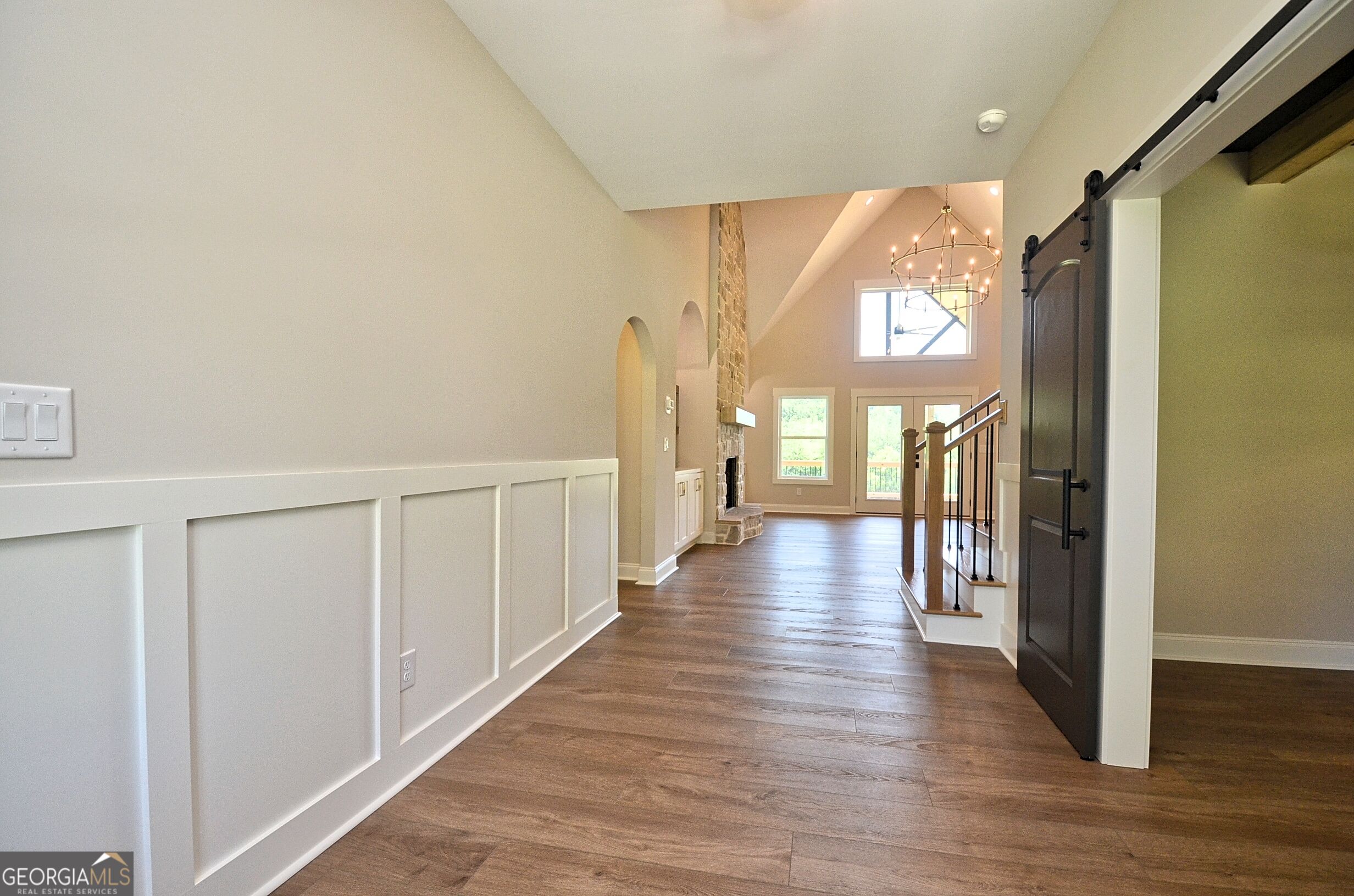 810 North Hampton Way Property Photo 7