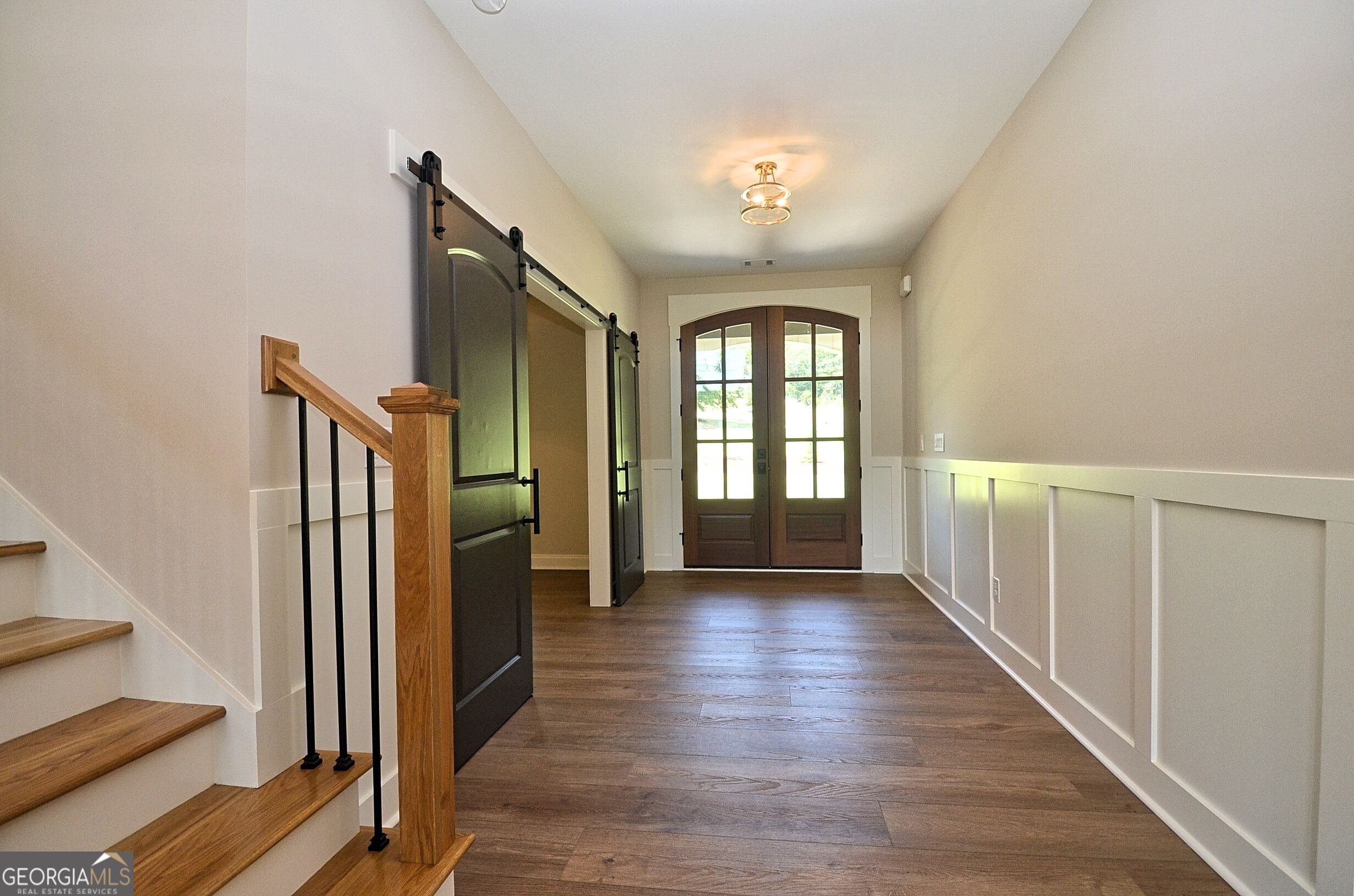 810 North Hampton Way Property Photo 8