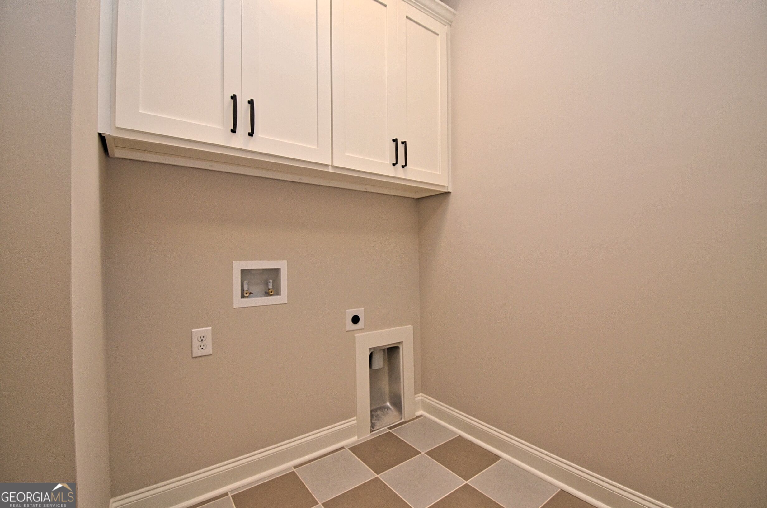 810 North Hampton Way Property Photo 27