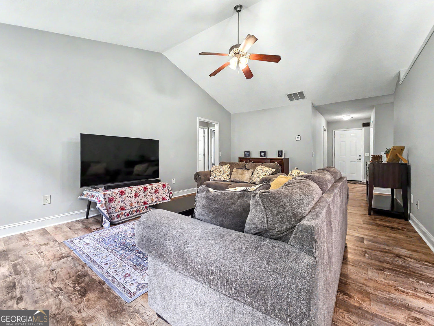 1154 Otis Drive Property Photo 10