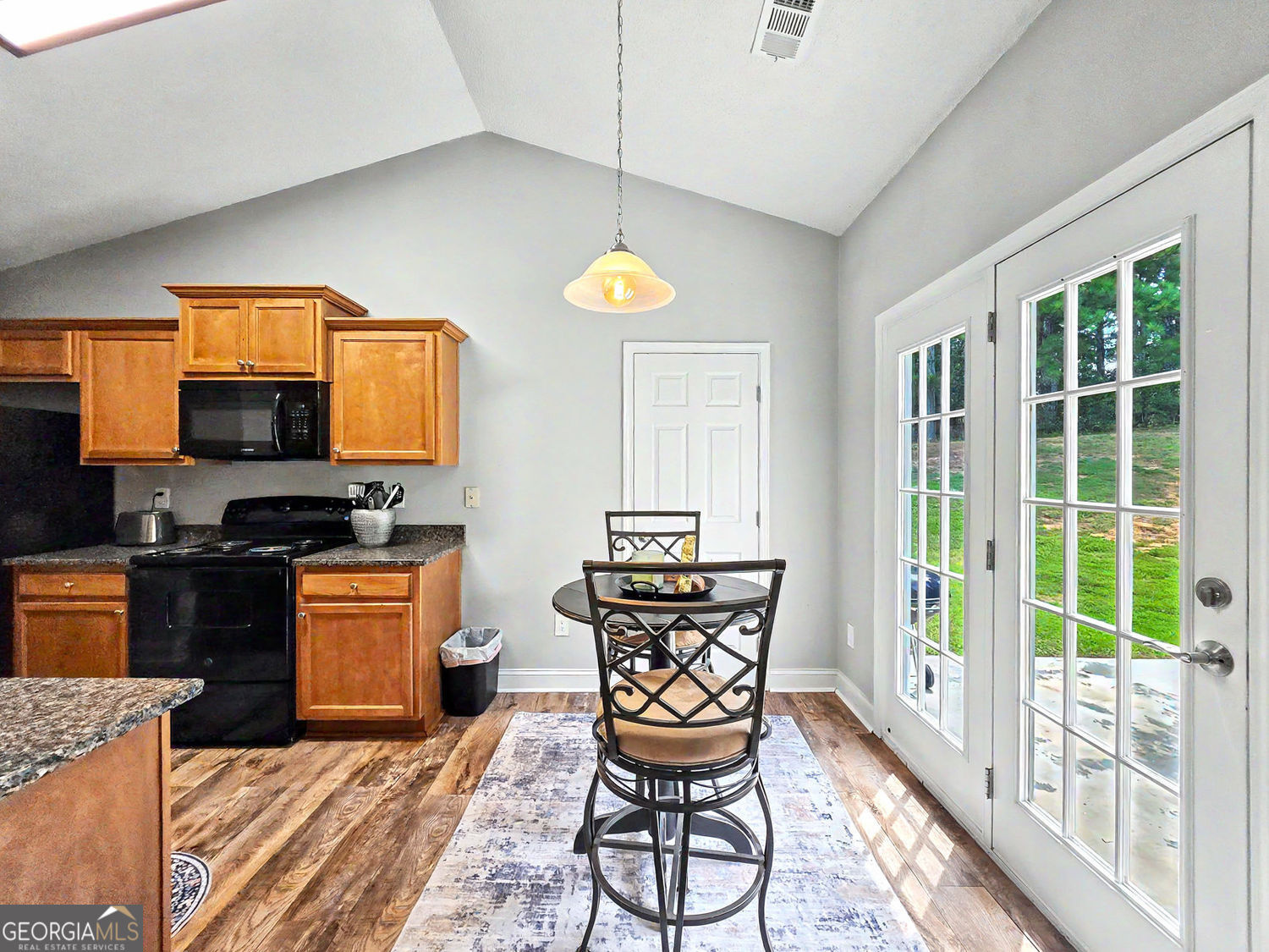 1154 Otis Drive Property Photo 11