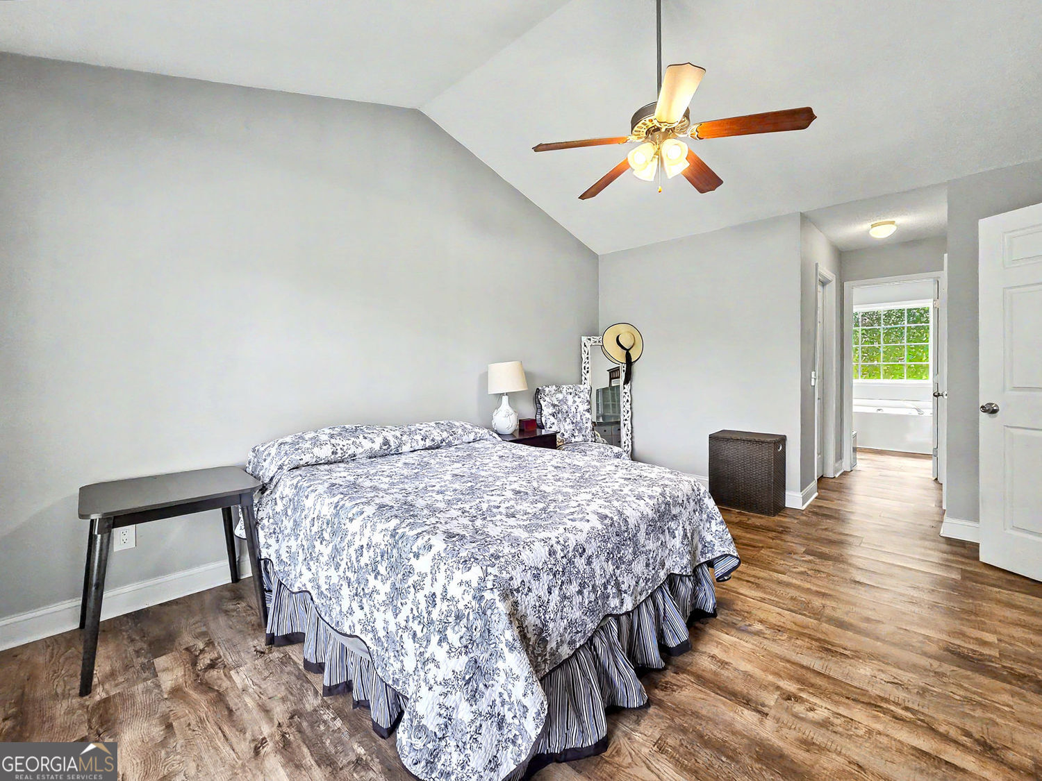 1154 Otis Drive Property Photo 15