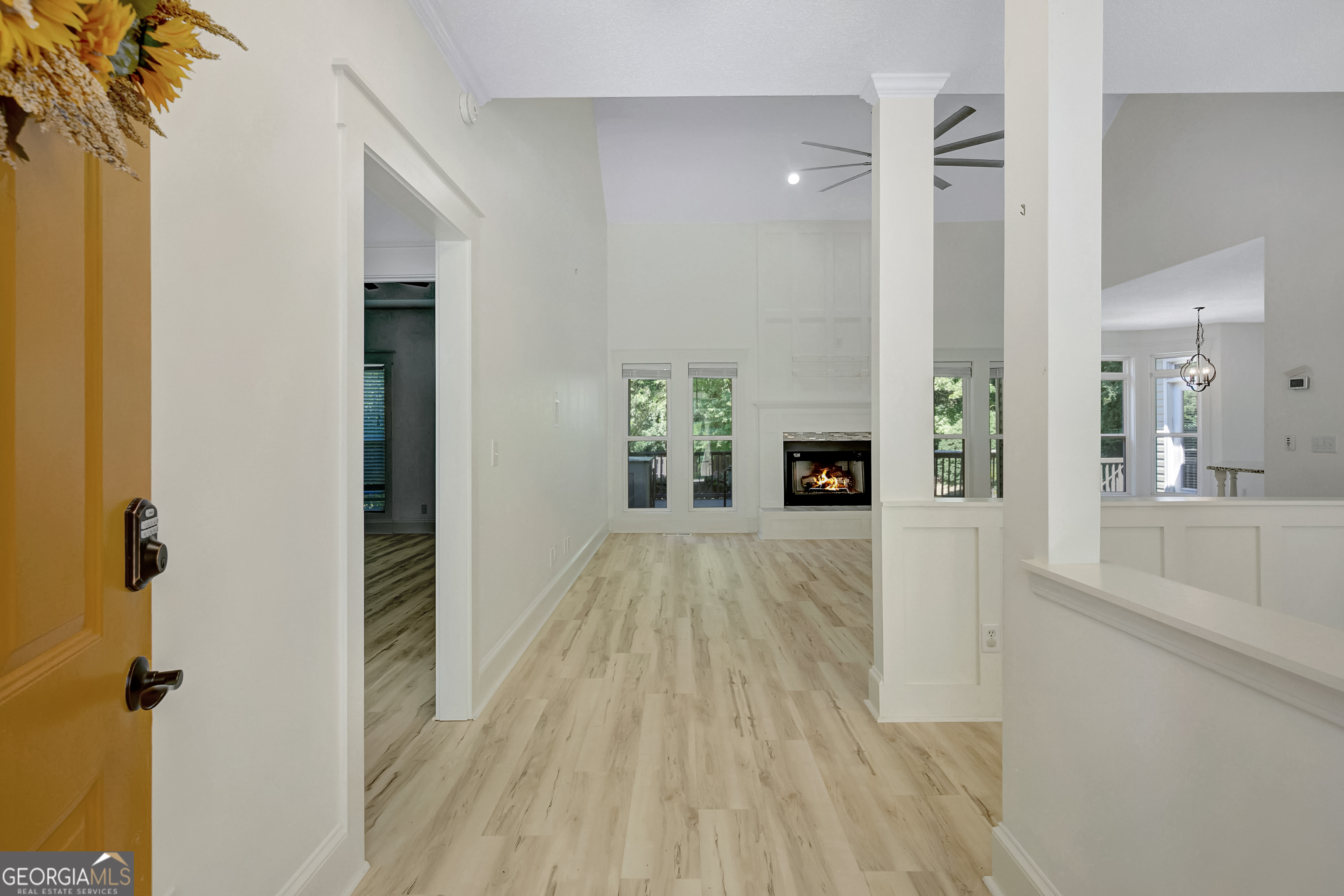 37 Forest Point Property Photo 4