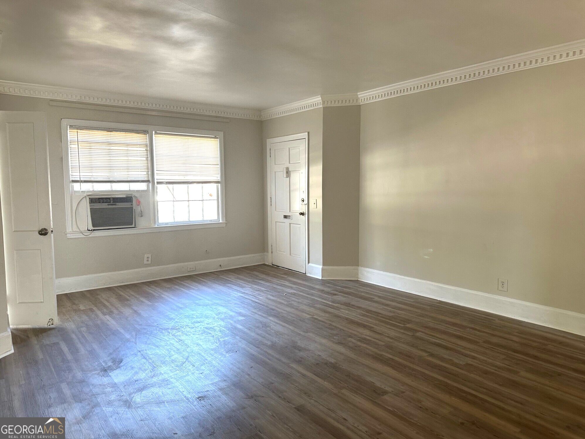 2418 Vineville Avenue Property Photo 4