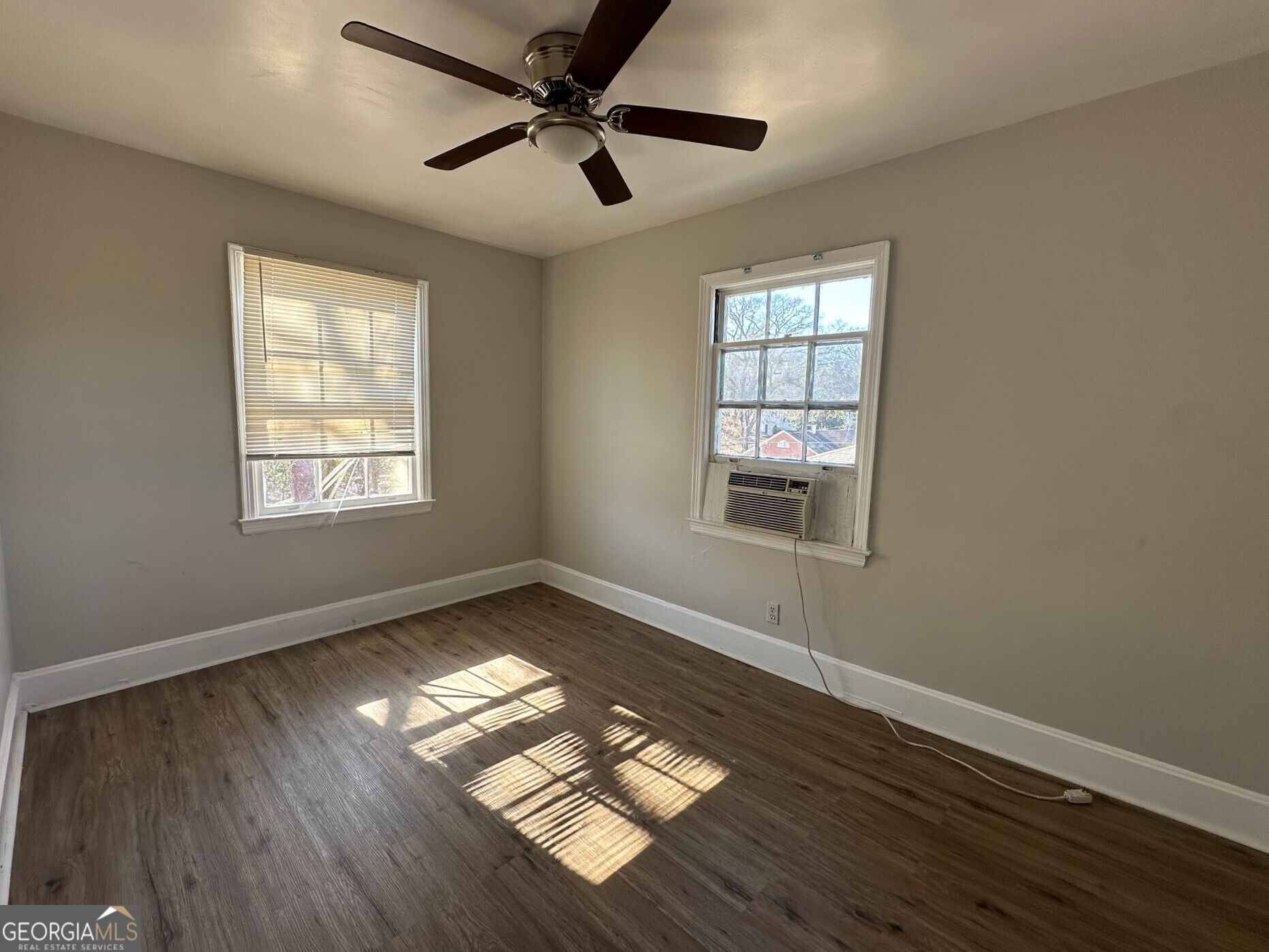 2418 Vineville Avenue Property Photo 8