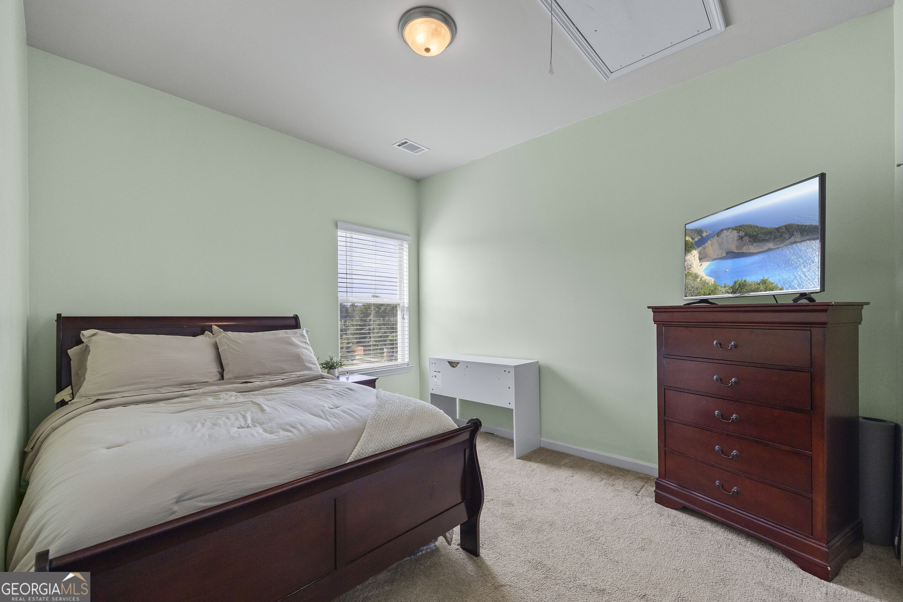 670 Massey Street Property Photo 26