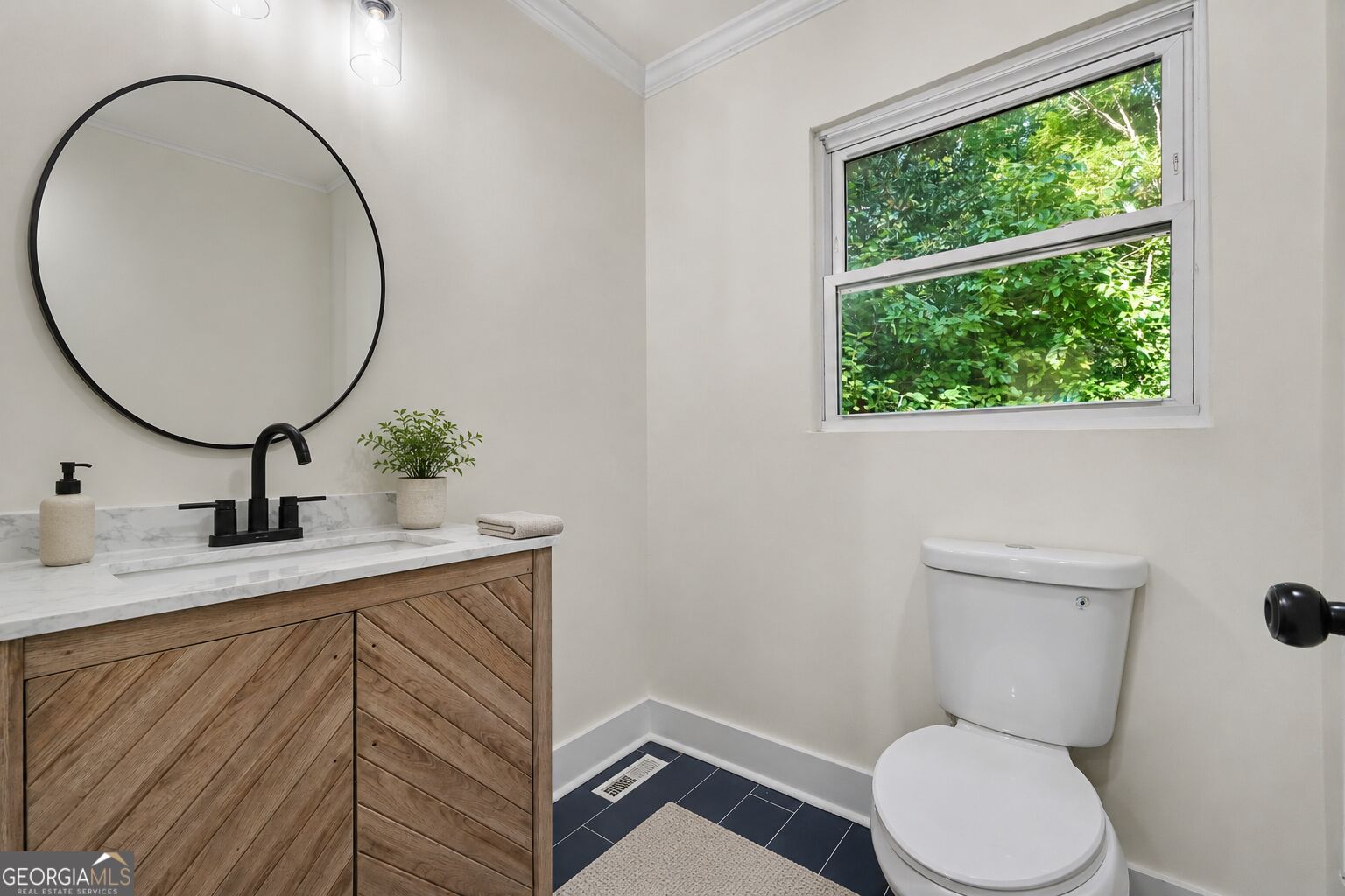 882 Hall Street Nw Property Photo 19