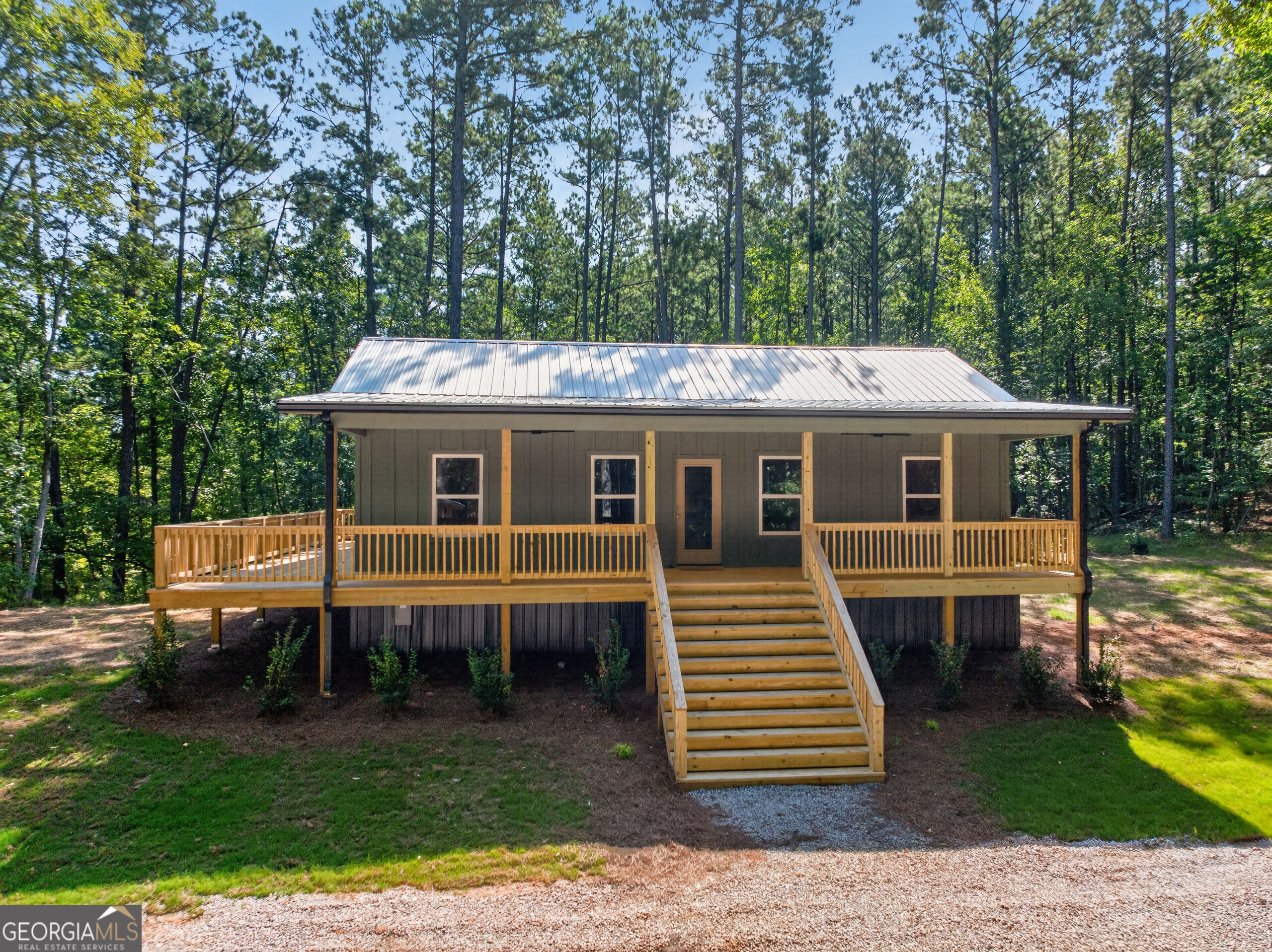 227 Starboard Trail Property Photo 1