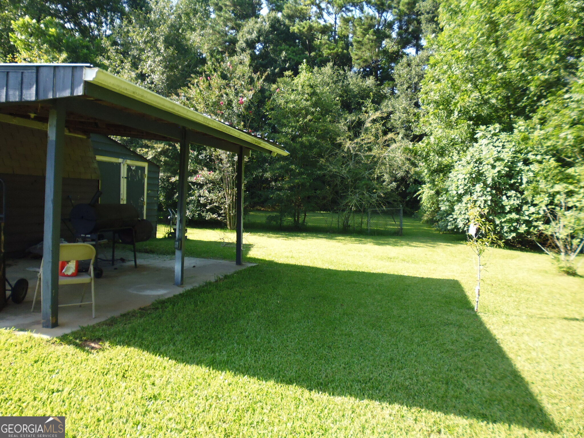 307 Sunset Dr Extension Property Photo 5