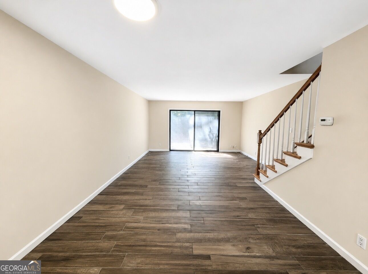 2545 Bradford Square Ne Property Photo 15