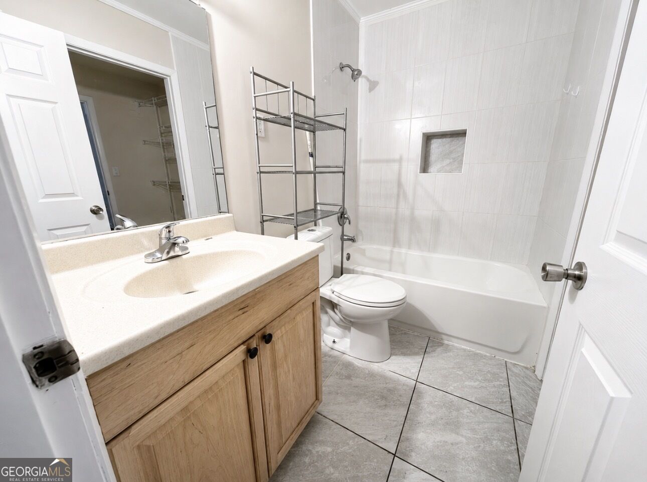 2545 Bradford Square Ne Property Photo 21