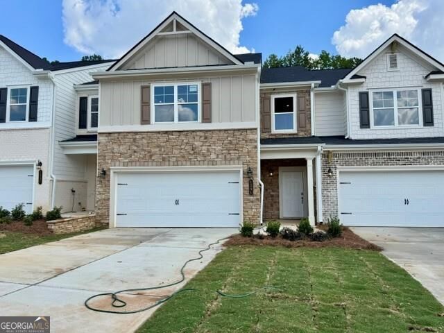 1231 Park Center Circle Property Photo 1
