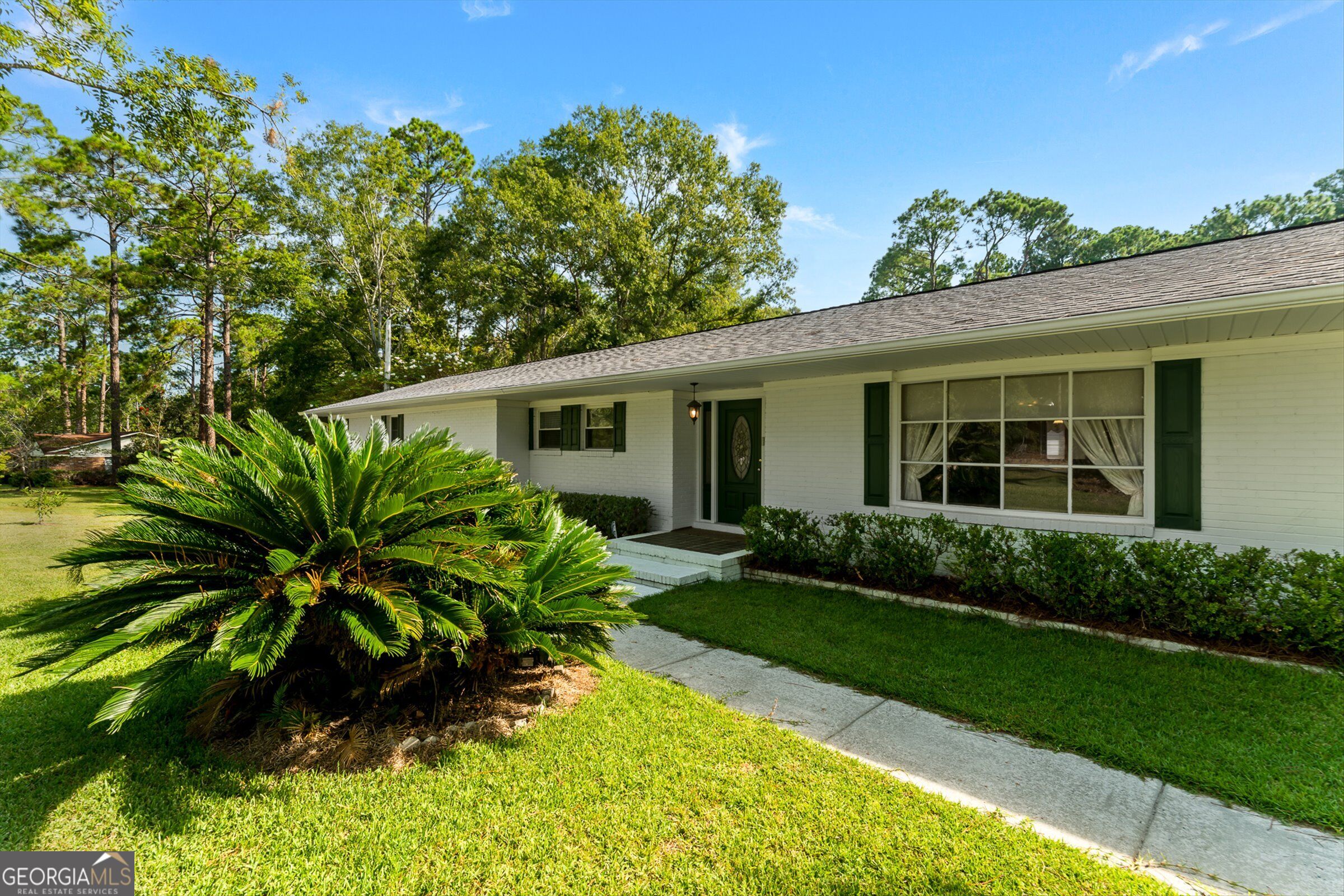 614 N Victory Drive Property Photo 12