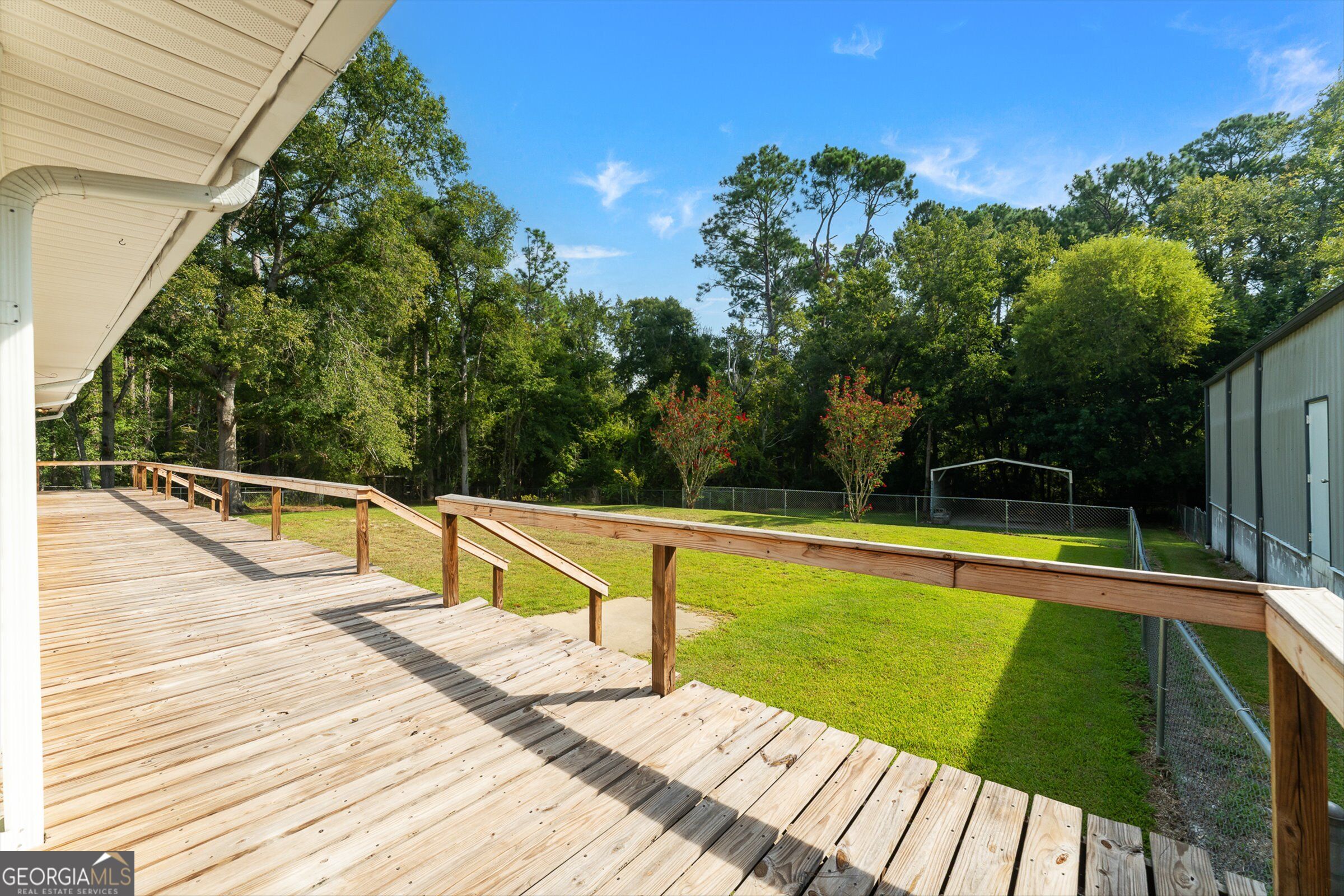 614 N Victory Drive Property Photo 30